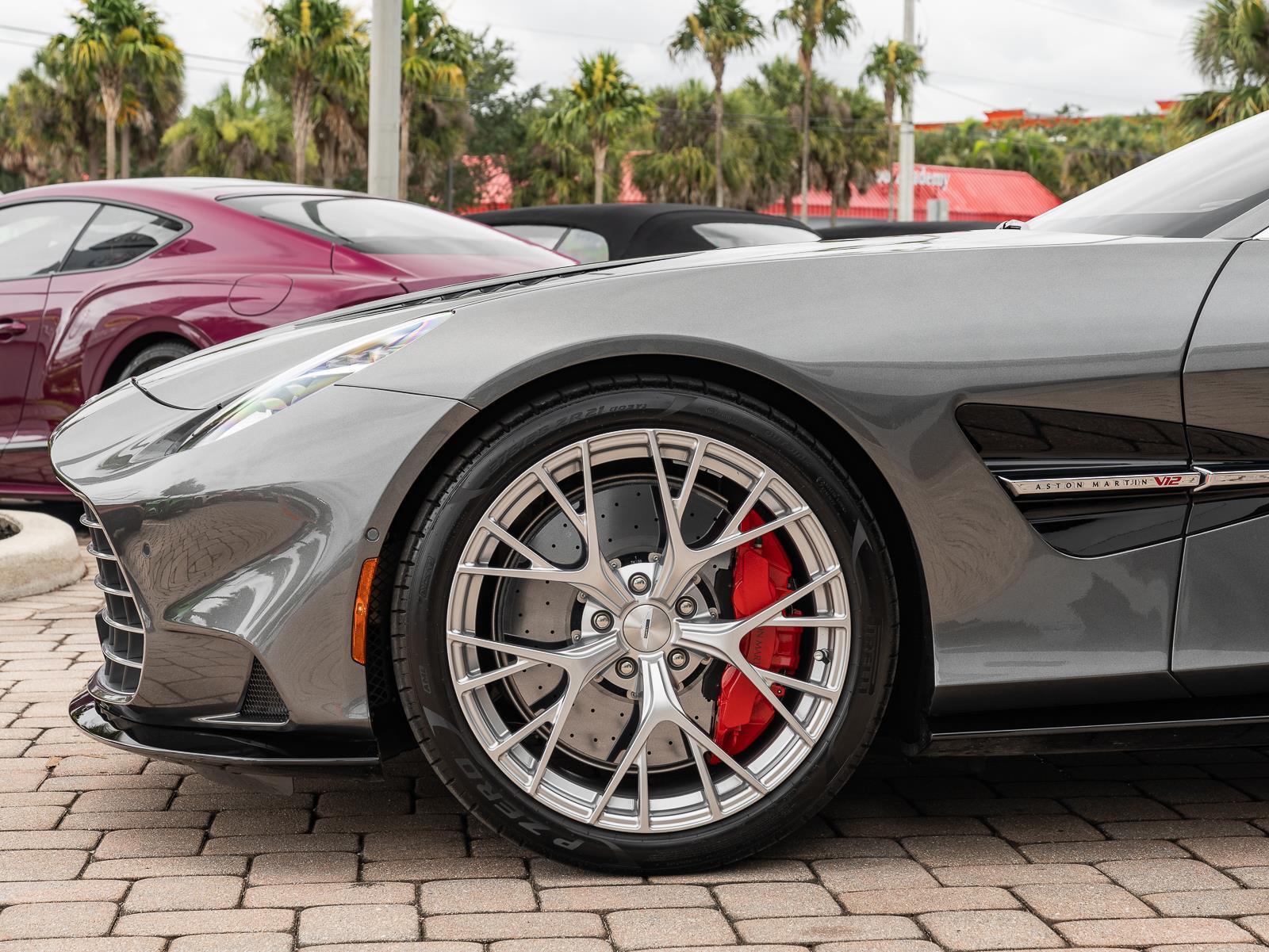 Used 2025 Aston Martin Vanquish Coupe