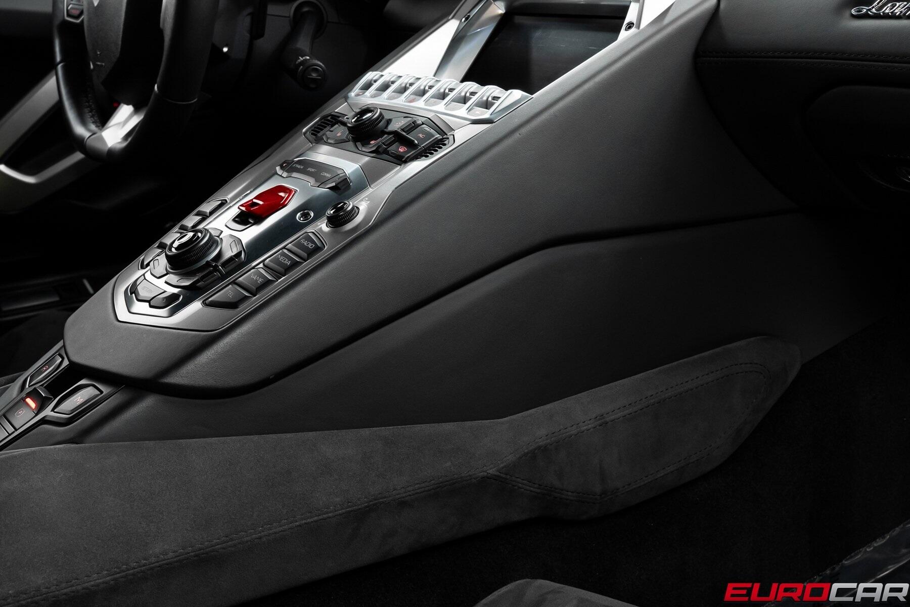 2015 Lamborghini Aventador *FRONT AXLE LIFT * IMMACULATE CONDITION*Image 33