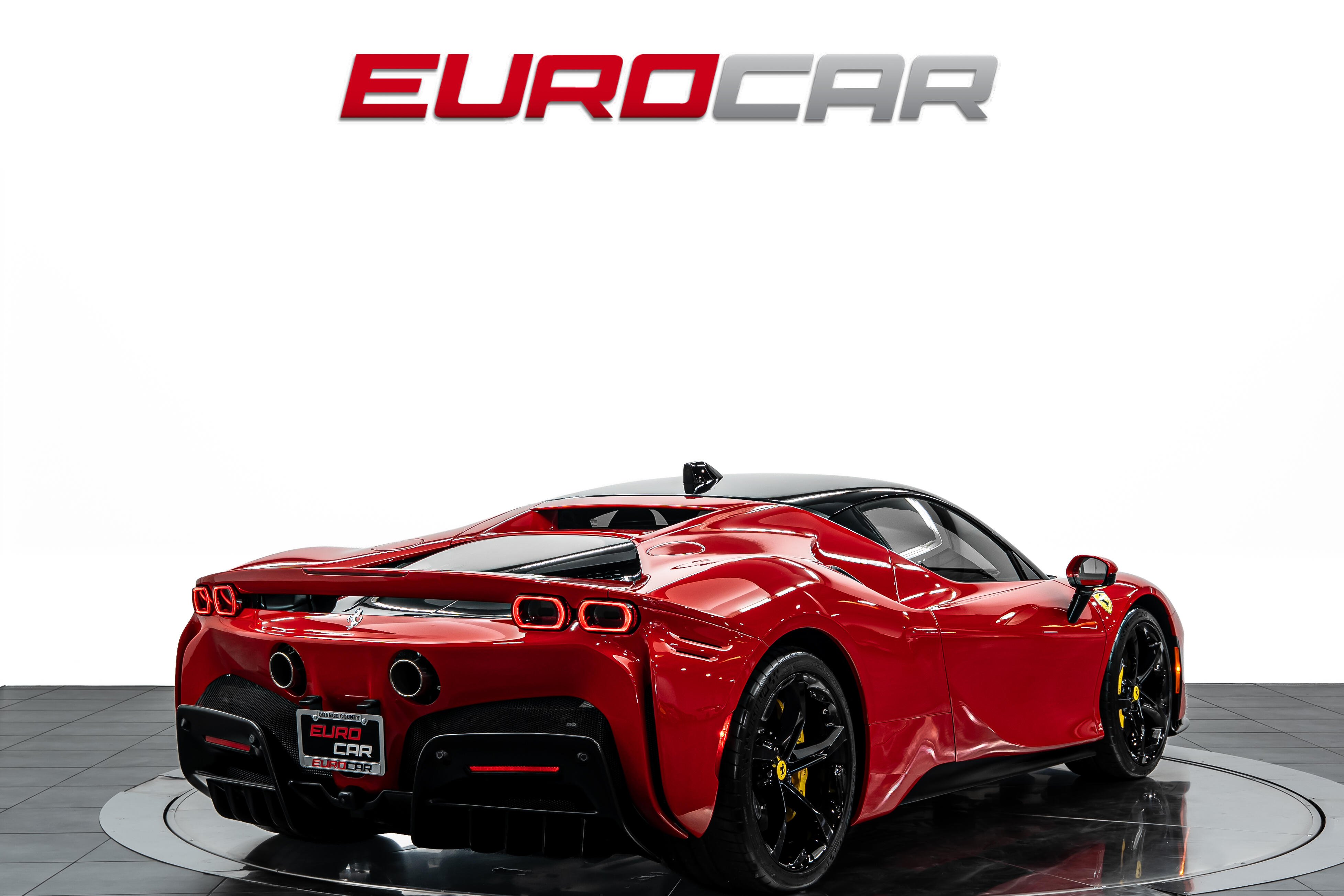 2023 Ferrari SF90 Stradale *CARBON STEERING WHEEL * FULL ELECTRIC SEATS*Image 5