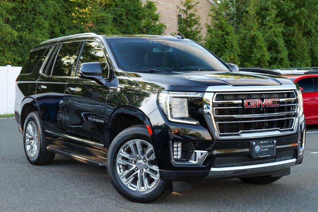 2022 GMC Yukon SLT's photo