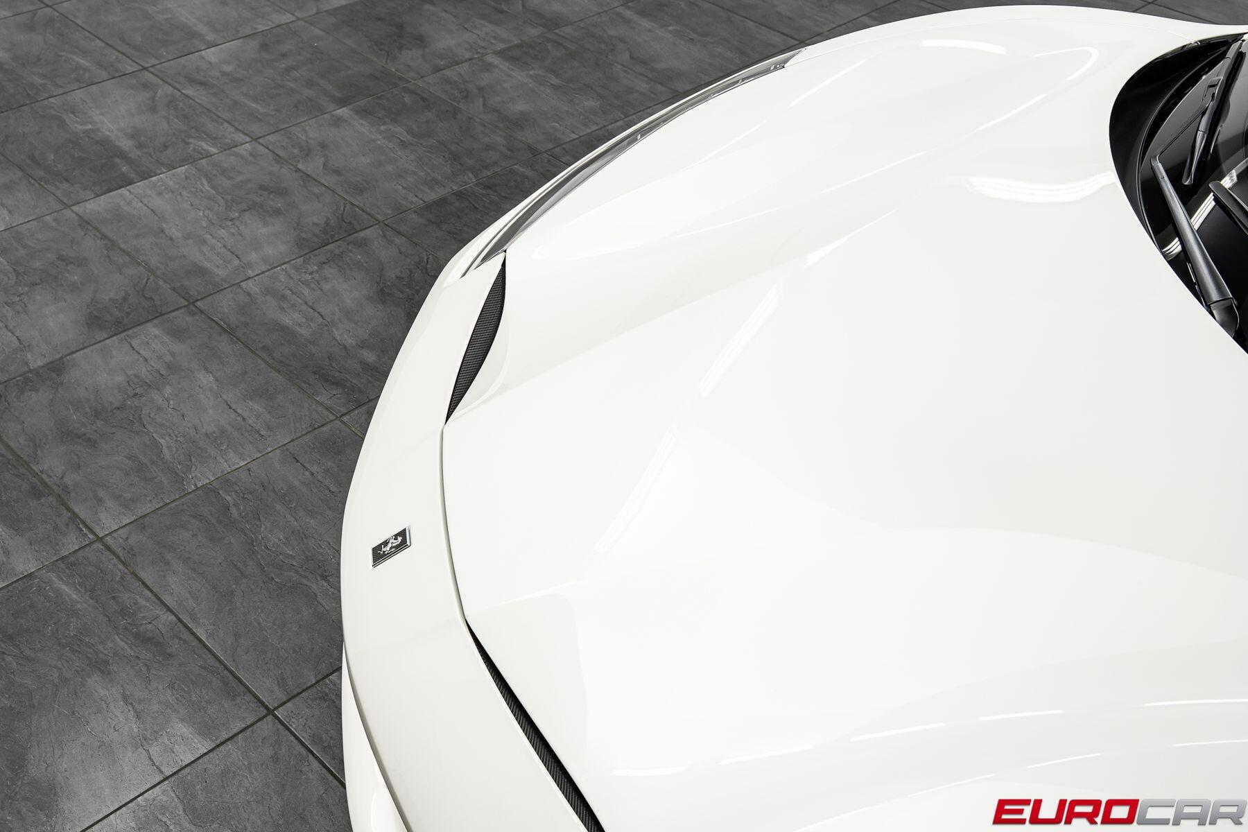 2017 Ferrari 488 GTB *CARBON STEERING WHEEL * IMMACULATE CONDITION*Image 9