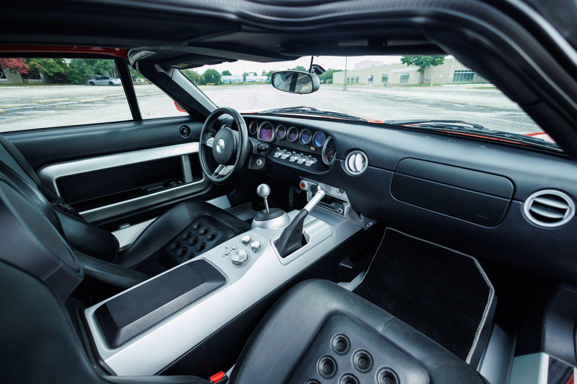 2005 Ford GT Base - Photo 48