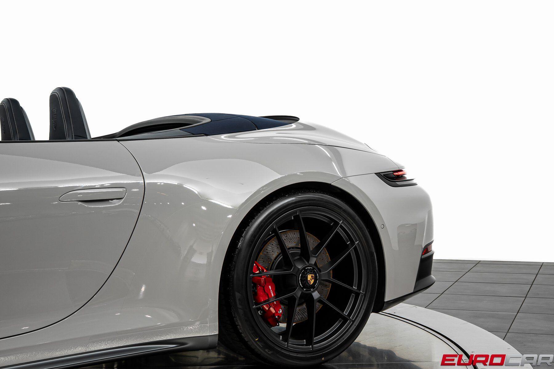 2026 Porsche 911 GTS - Photo 19