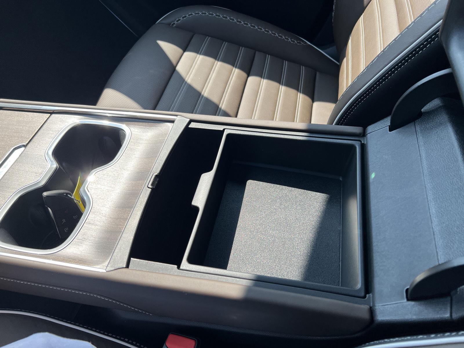 2026 GMC Acadia Denali Ultimate - Photo 42