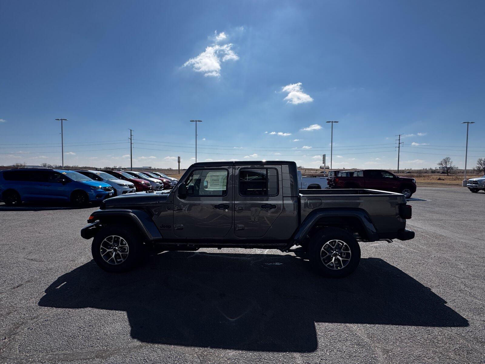 2026 Jeep Gladiator Sport S - Photo 13