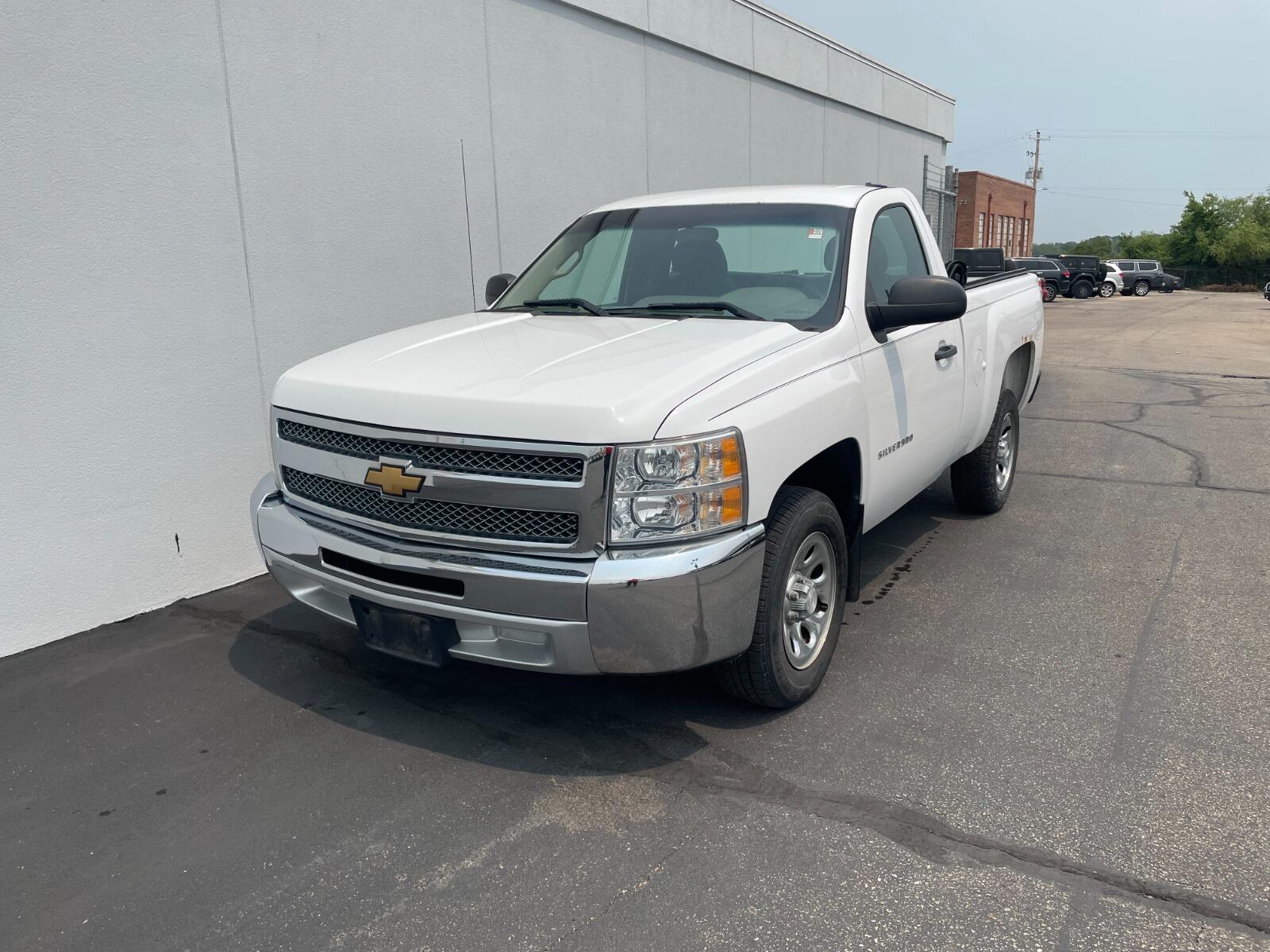 Used 2013 Chevrolet Silverado 1500 Work Truck with VIN 1GCNCPEX9DZ388844 for sale in Kansas City
