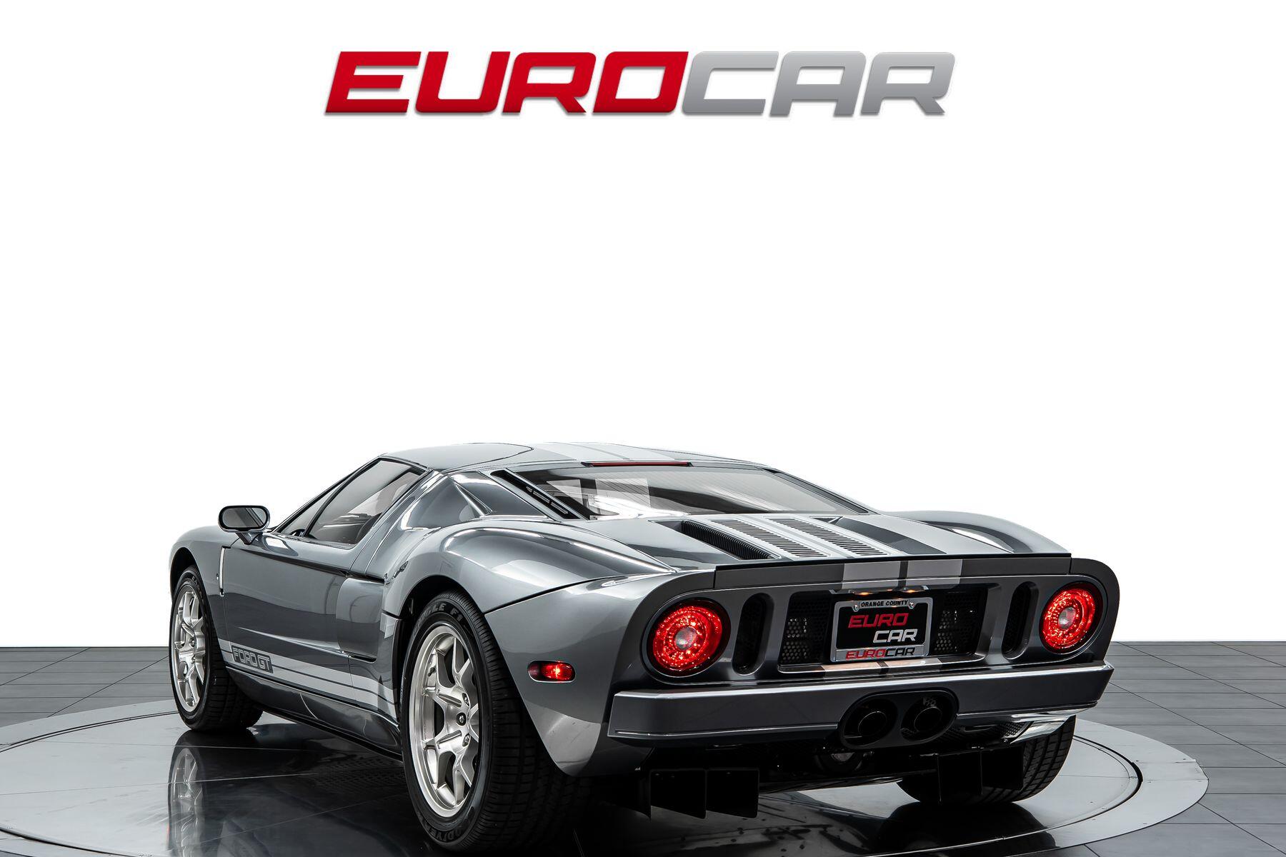 2006 Ford GT *ONLY 926 MILES * SIGNED BY STEVE SALEEN & CAMILO*Image 3