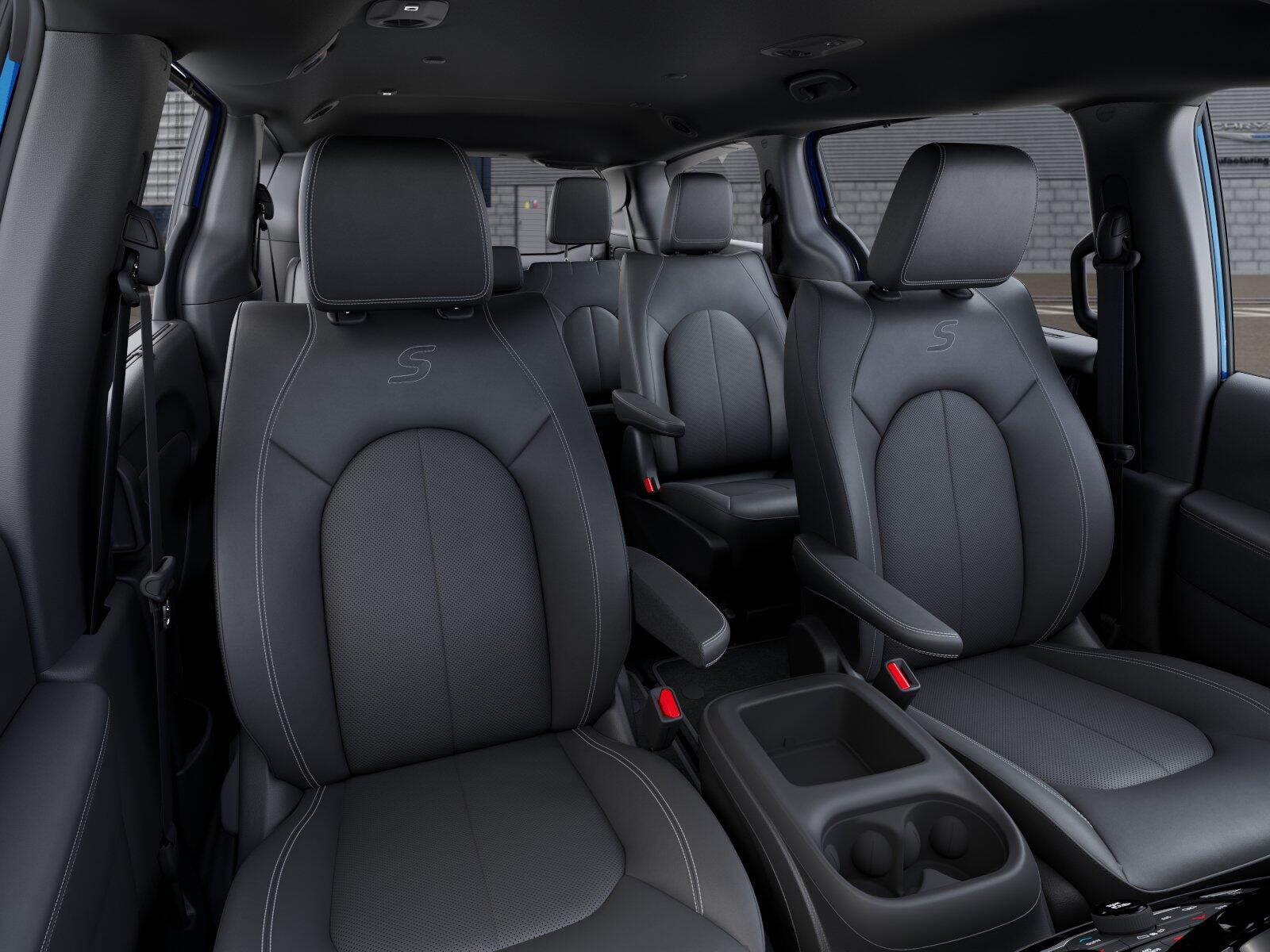 2026 Chrysler Pacifica Select - Photo 30