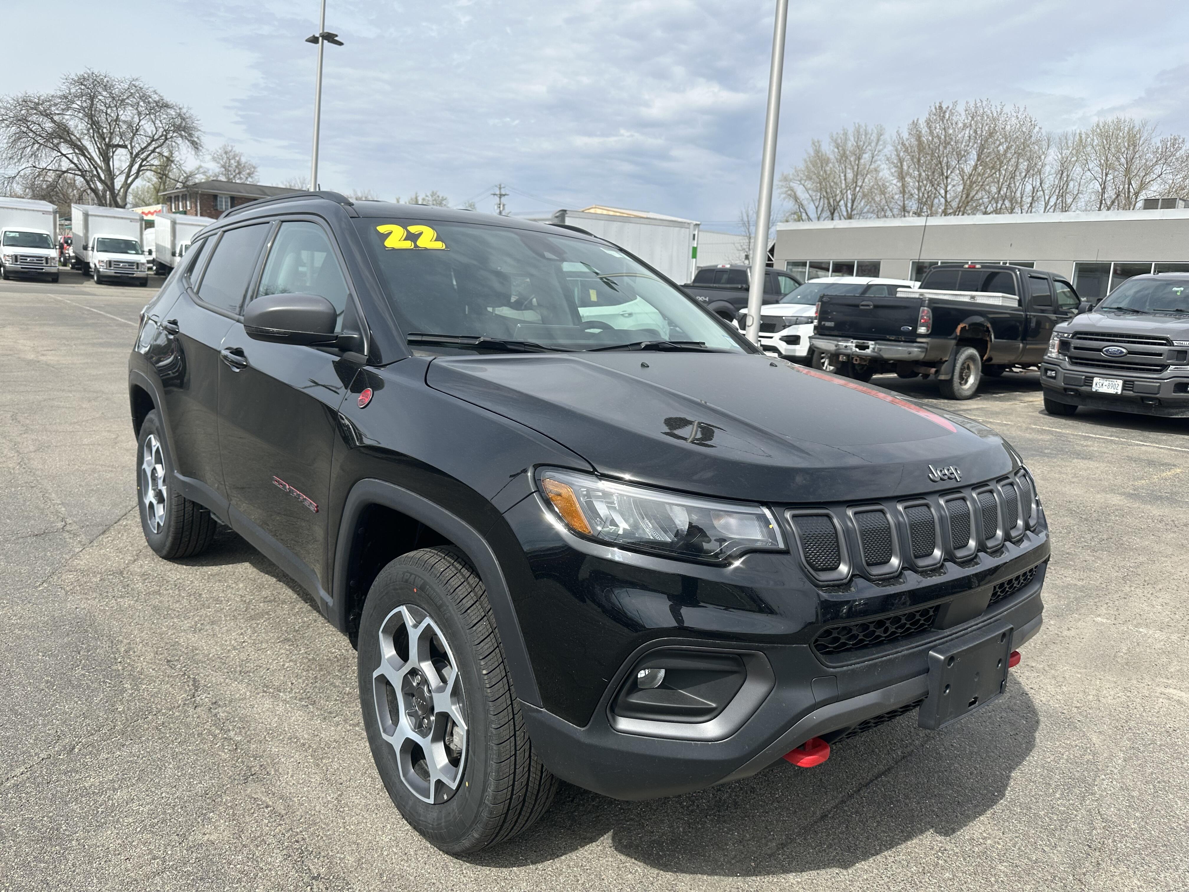 2022 Jeep Compass Trailhawk's photo