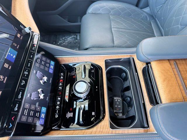 2022 Jeep Grand Wagoneer Series III - Photo 30