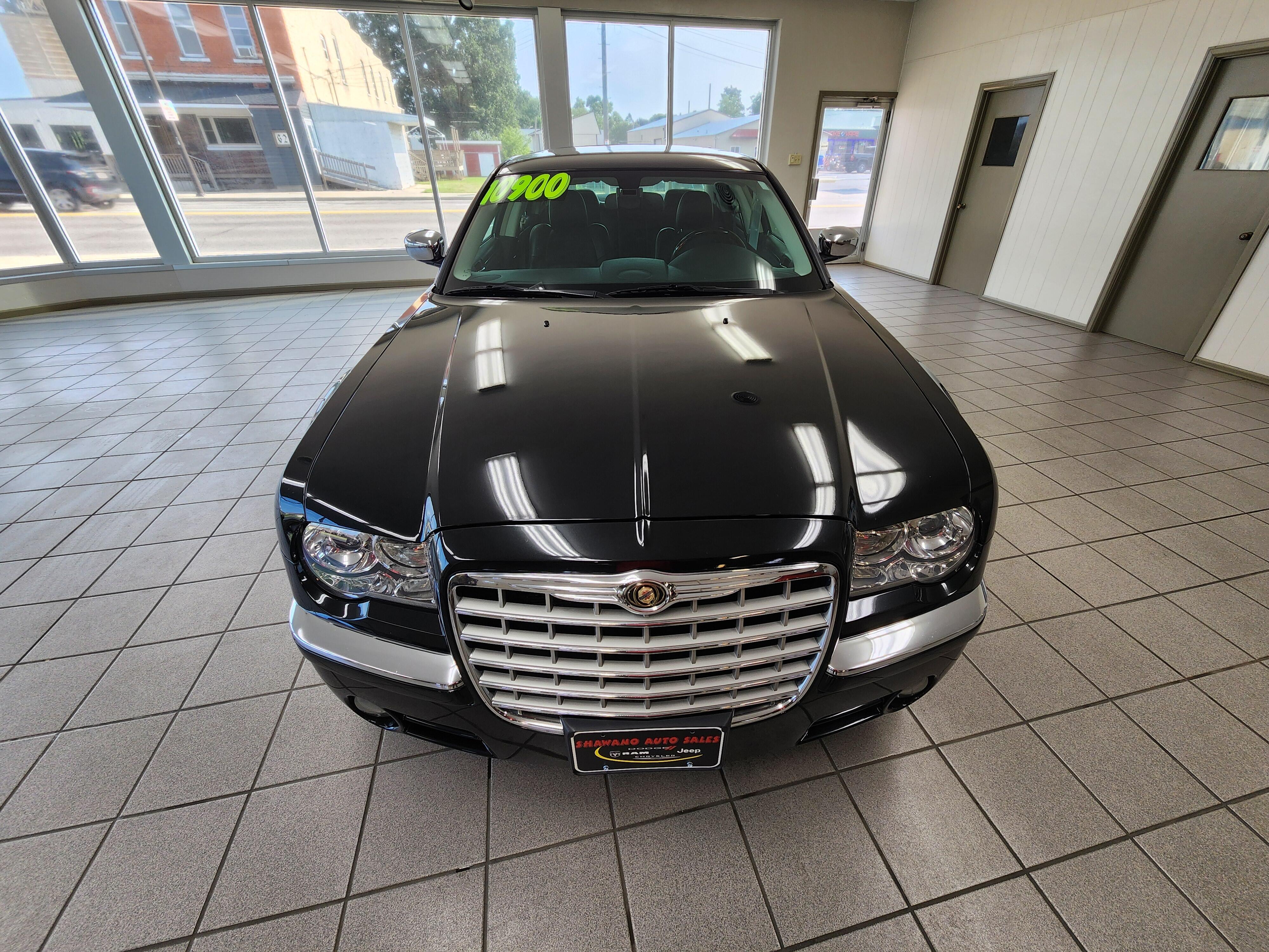 Used 2009 Chrysler 300 C with VIN 2C3KA63TX9H514773 for sale in Shawano, WI