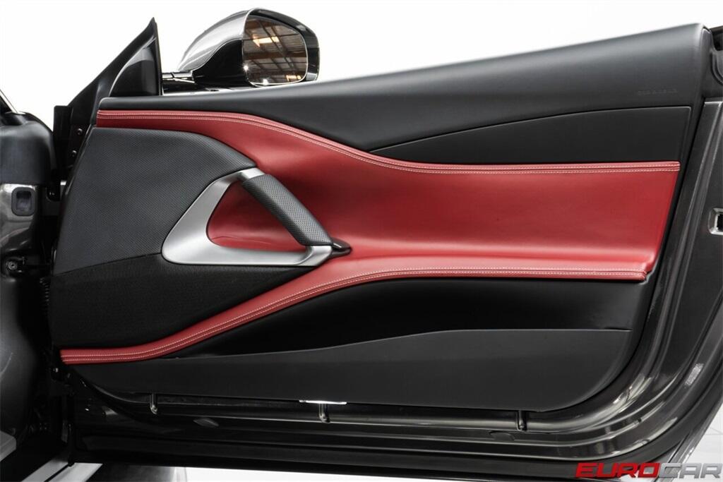 Used 2019 Ferrari 812 Superfast *HISTORICAL PAINT * IMMACULATE CONDITION*Image 23