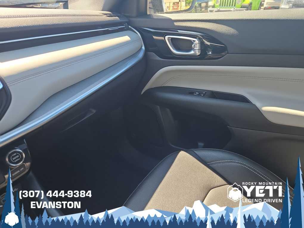 2025 Jeep Compass Limited - Photo 24