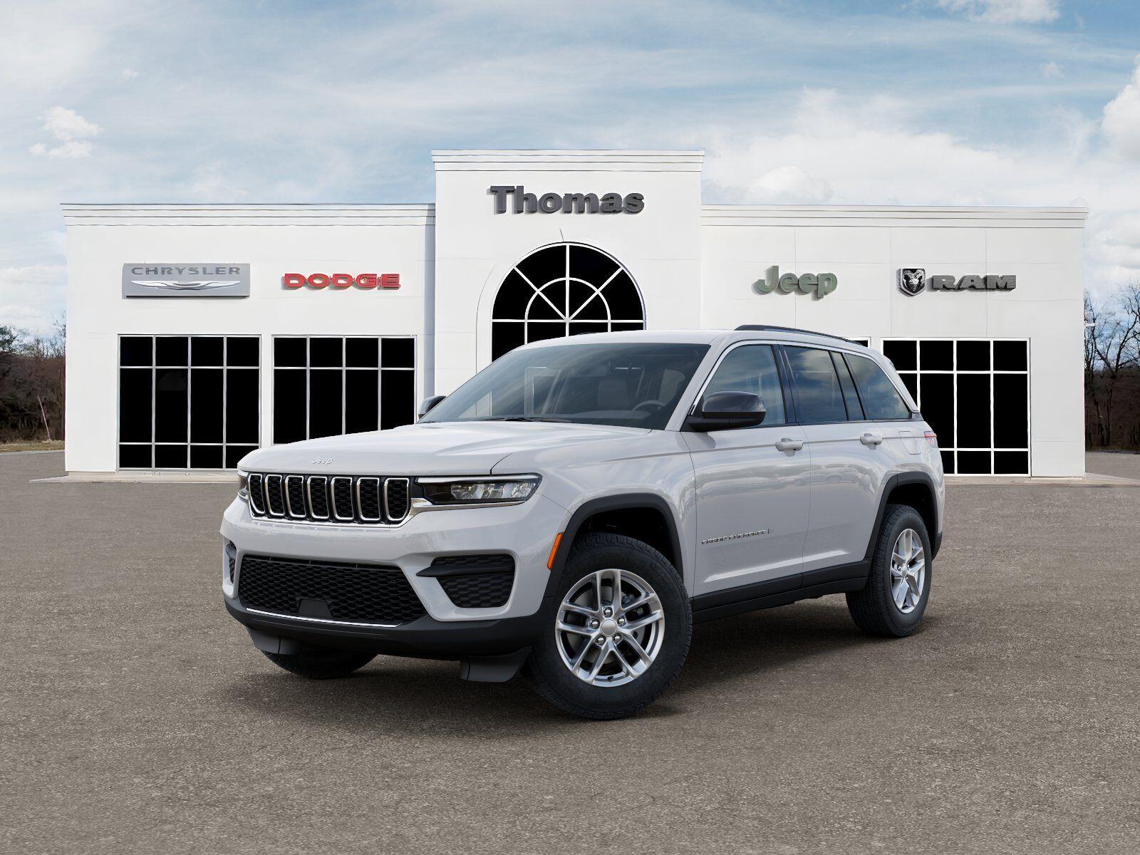2026 Jeep Grand Cherokee Laredo X 4x4's photo