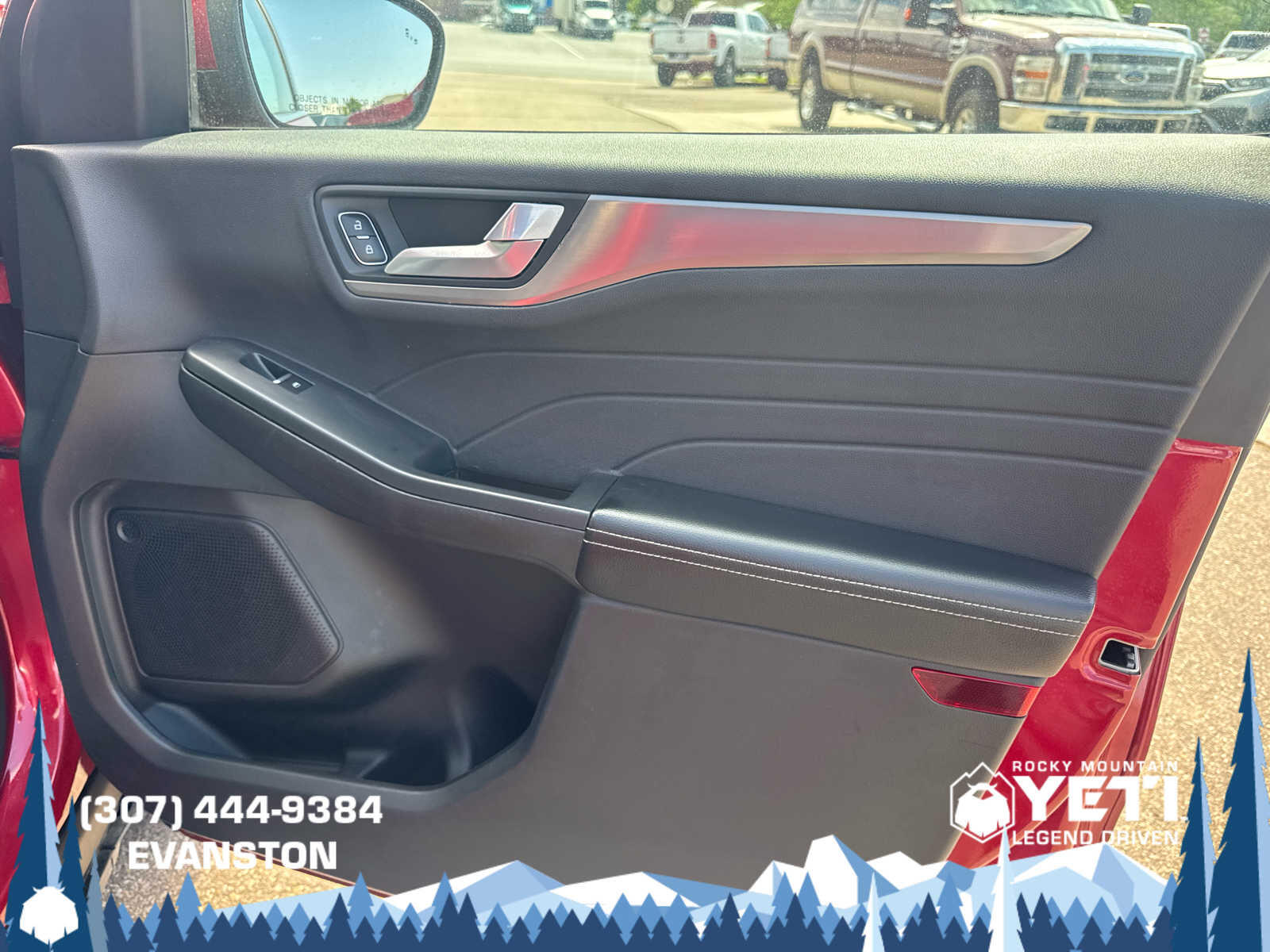 2022 Ford Escape Titanium - Photo 12