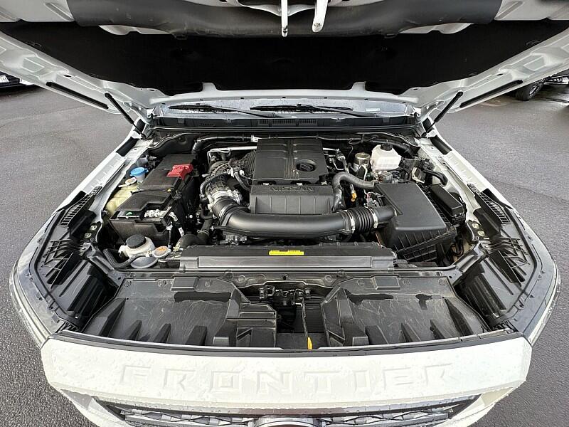 2024 Nissan Frontier SL - Photo 25