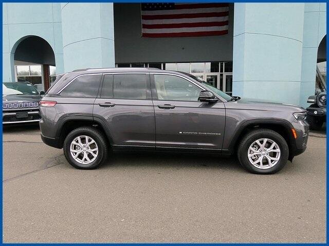 Certified 2022 Jeep Grand Cherokee Limited with VIN 1C4RJHBG0N8556363 for sale in New Britain, CT