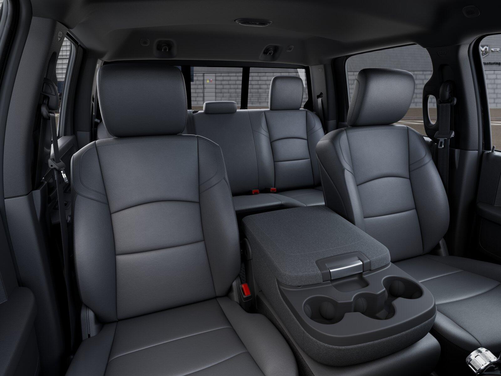 2025 RAM 3500 Chassis Tradesman - Photo 26