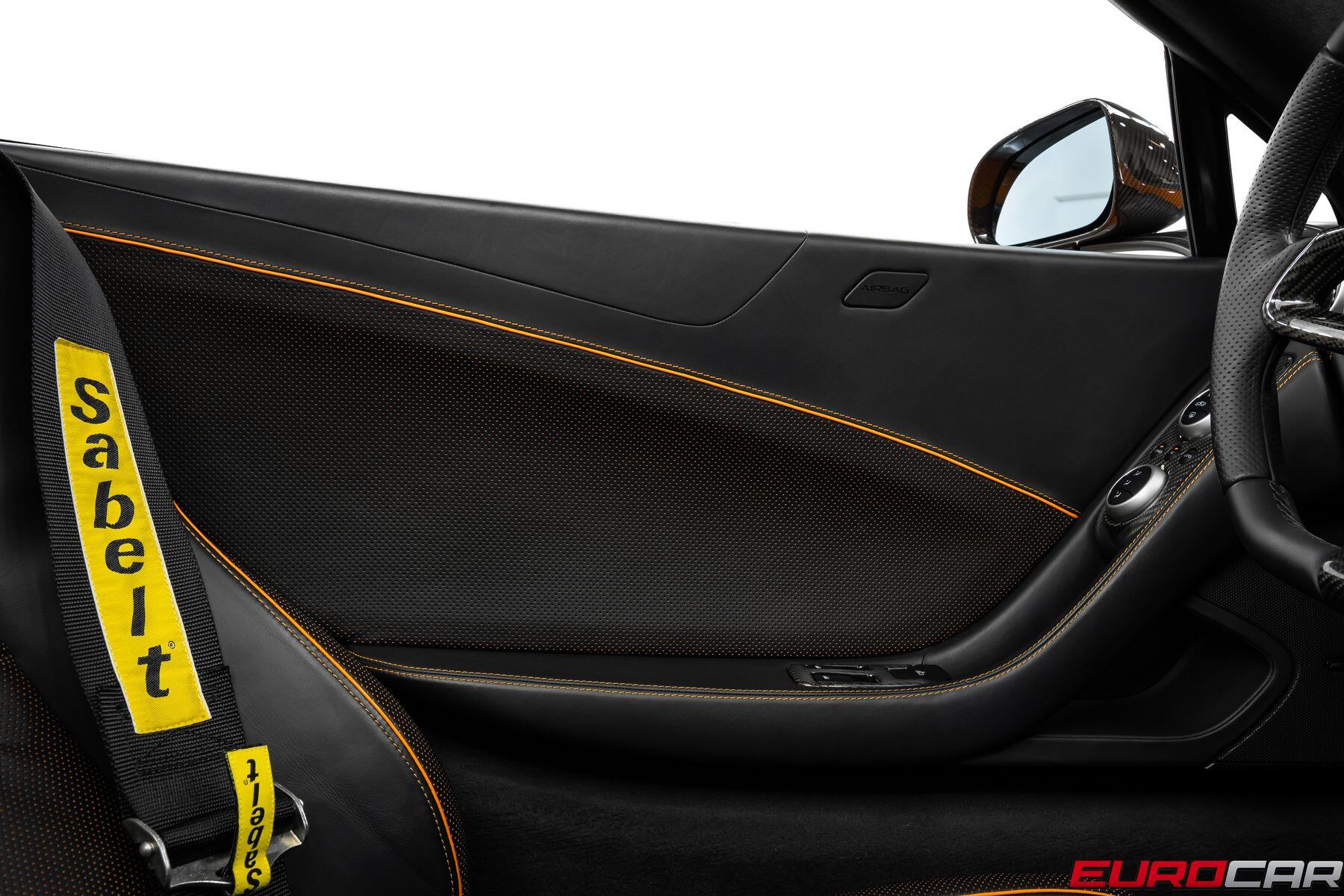 2013 McLaren MP4-12C Spider *ONLY 901 MILES * CARBON STEERING WHEEL*Image 31
