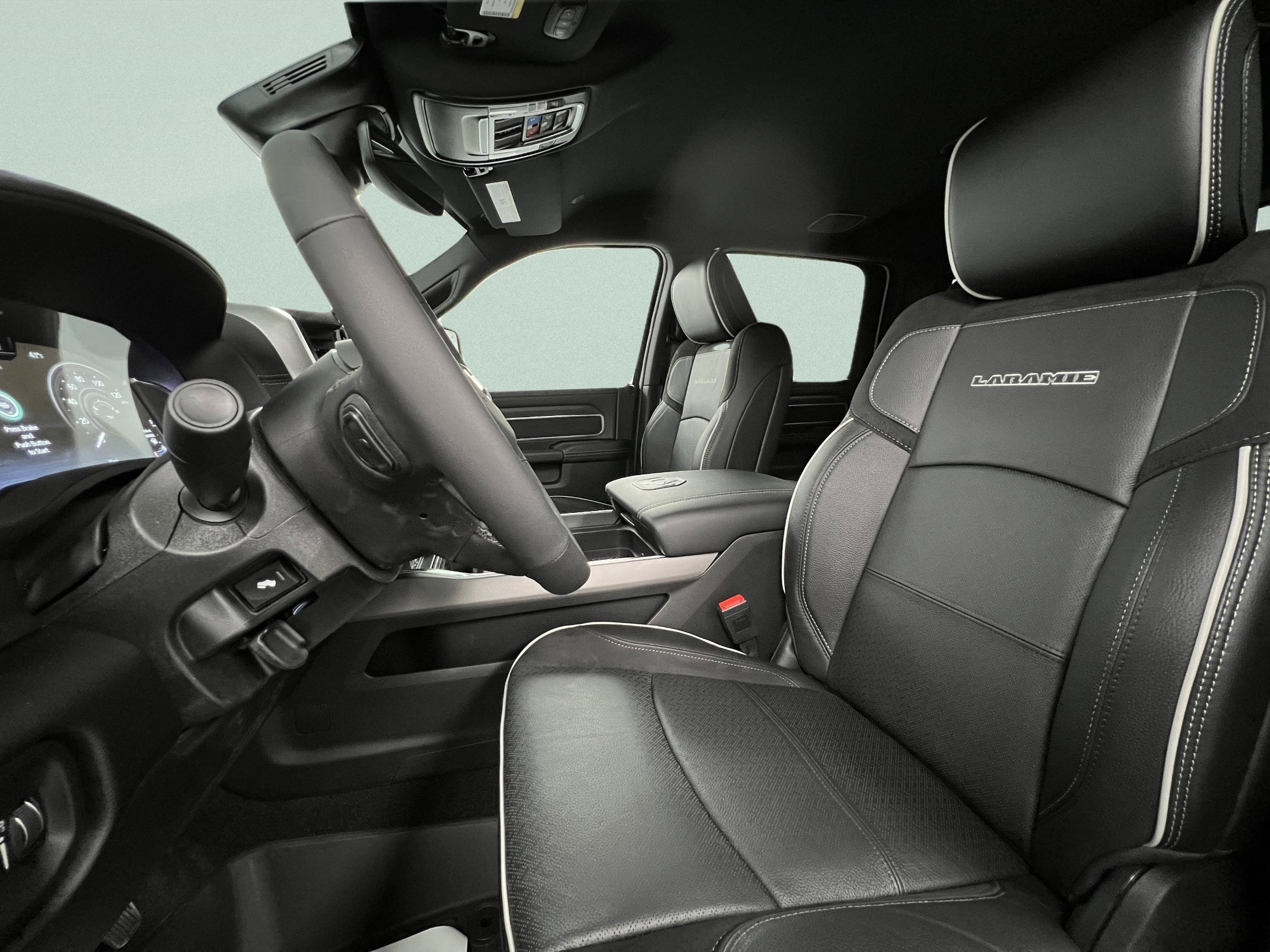 2026 RAM 2500 Laramie - Photo 13