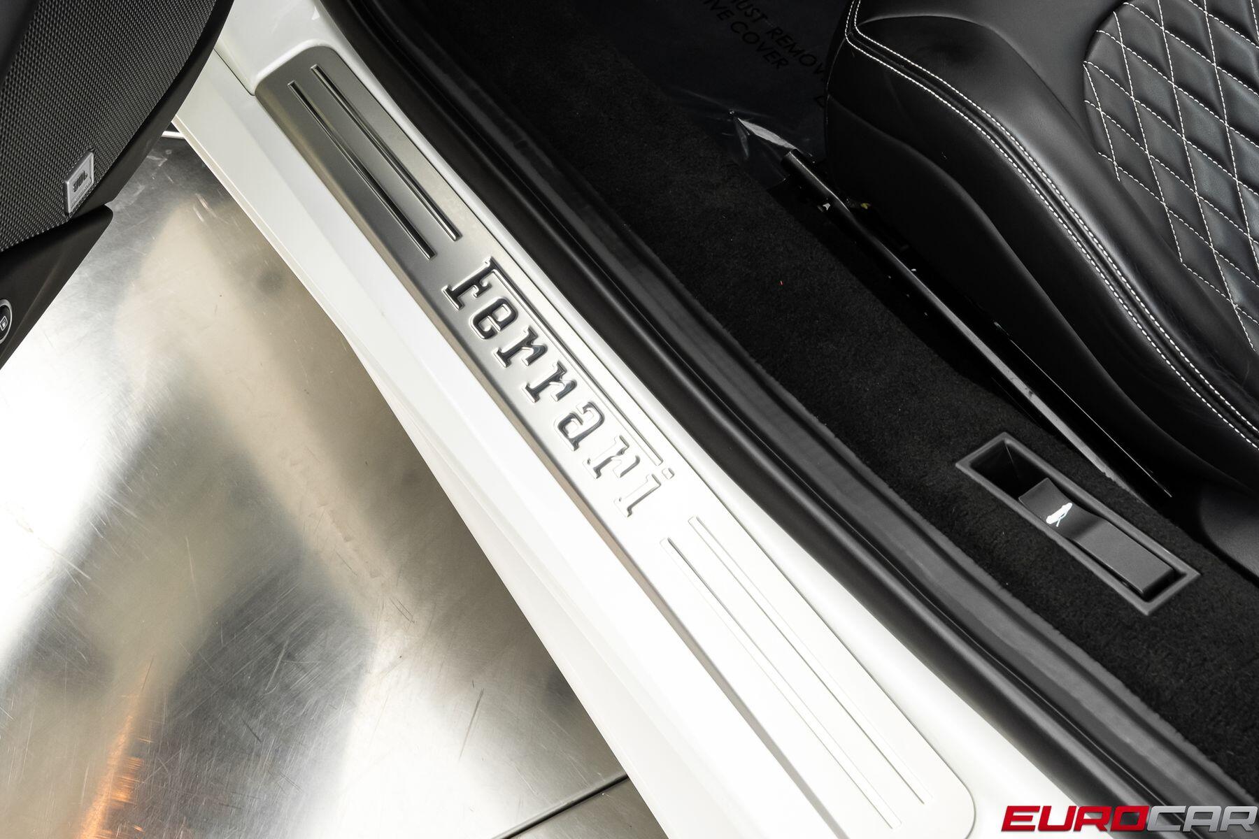 2017 Ferrari 488 GTB *CARBON STEERING WHEEL * IMMACULATE CONDITION*Image 46