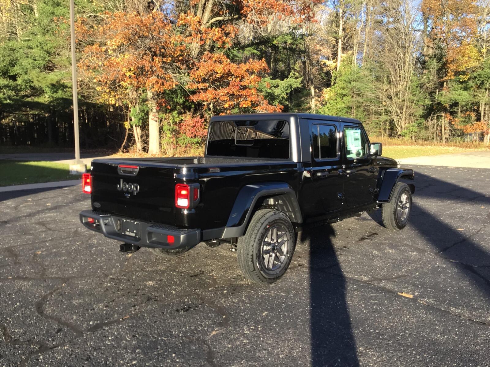 2026 Jeep Gladiator Sport S - Photo 6