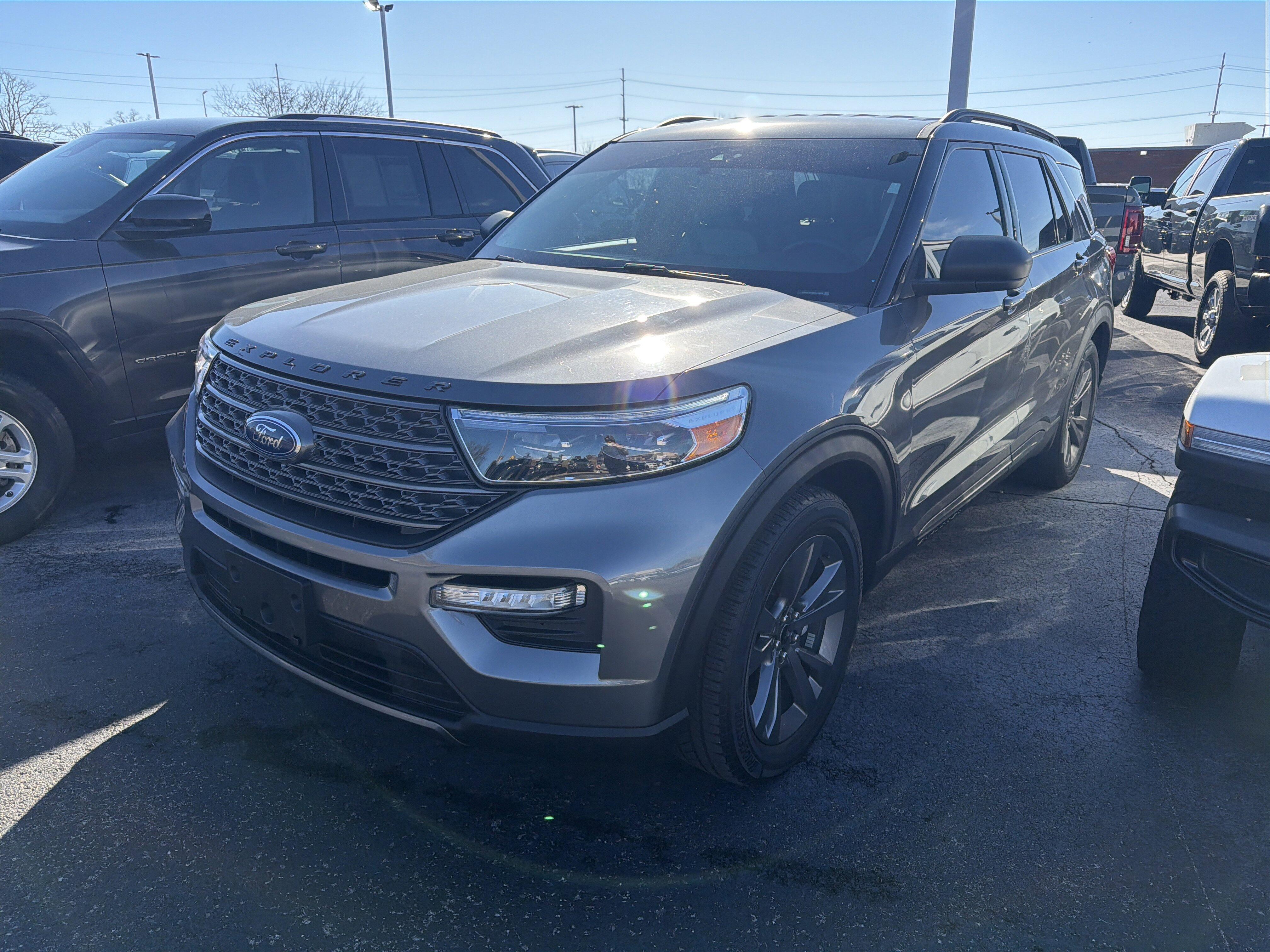 2021 Ford Explorer XLT's photo