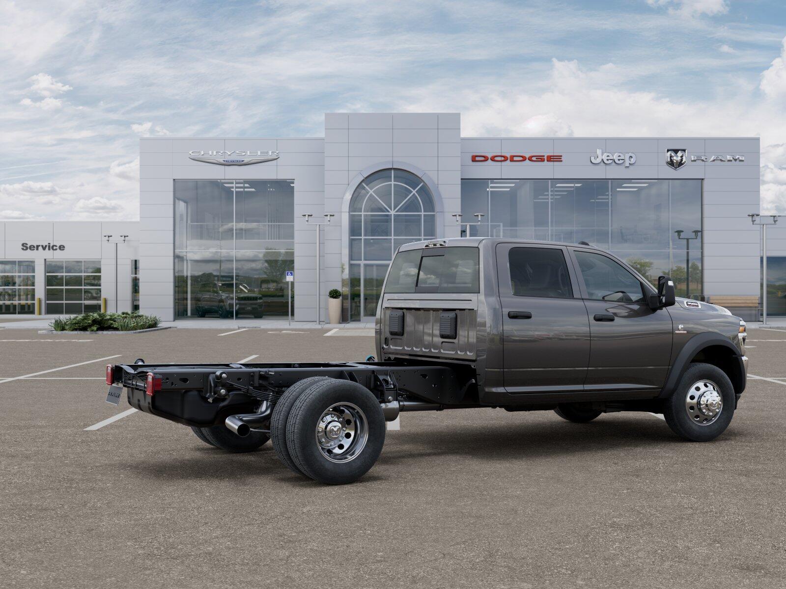 2025 RAM 3500 Chassis Tradesman - Photo 19