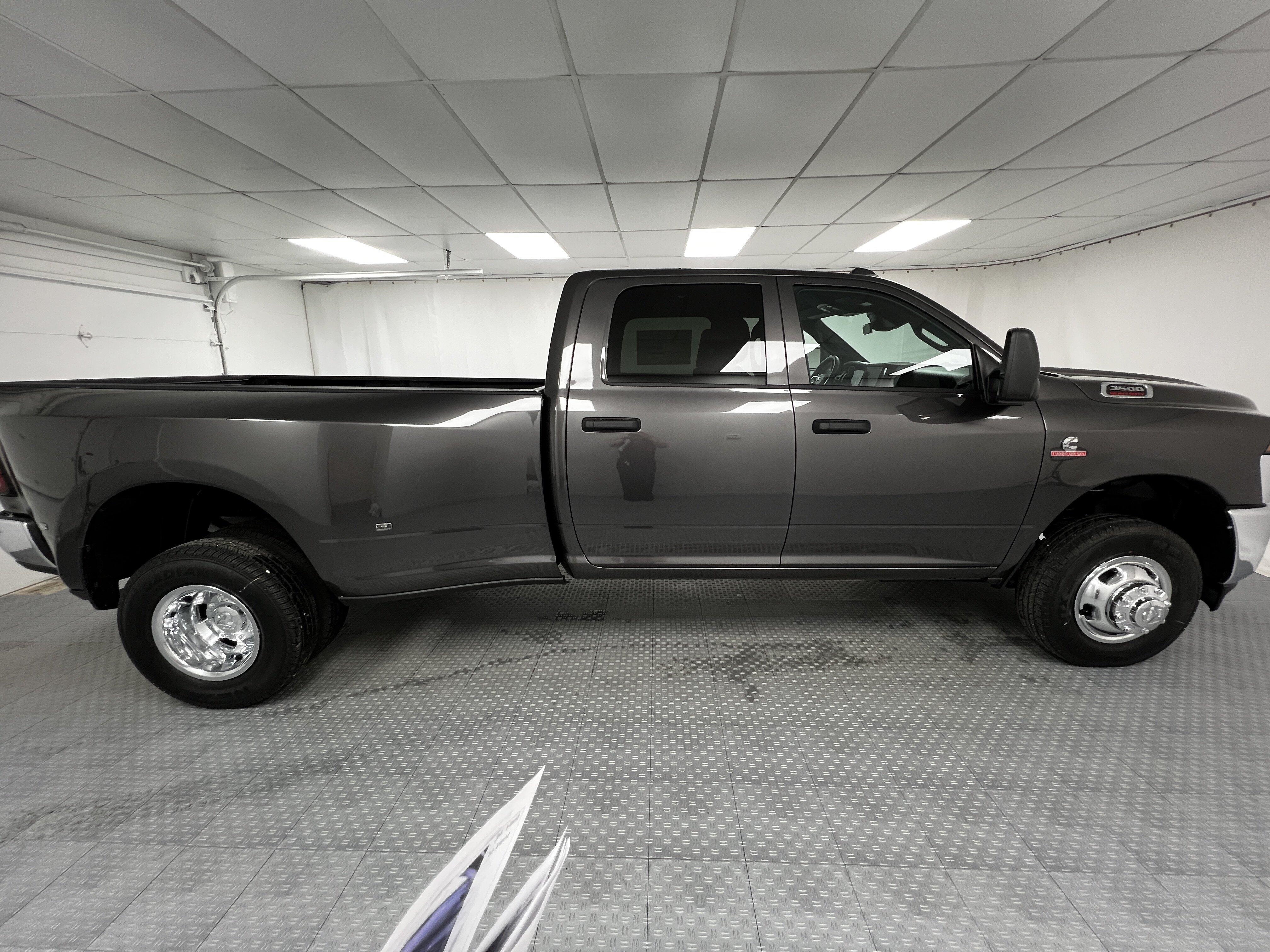 2027 RAM Ram 3500 Pickup Tradesman - Photo 8