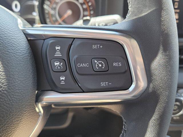 2025 Jeep Wrangler 4-Door Sahara - Photo 14