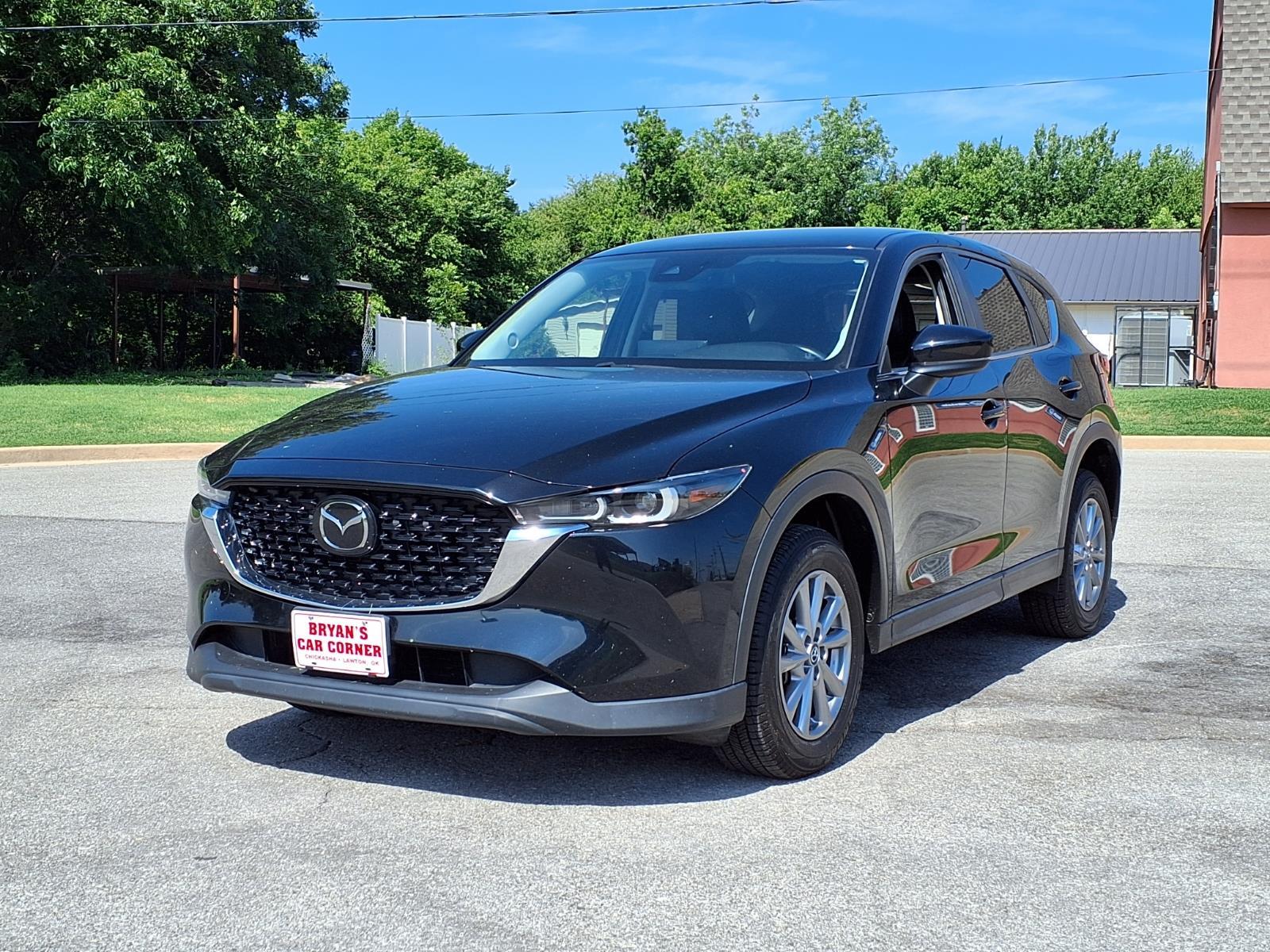 2023 Mazda CX-5 S Select Package Auto AWD's photo