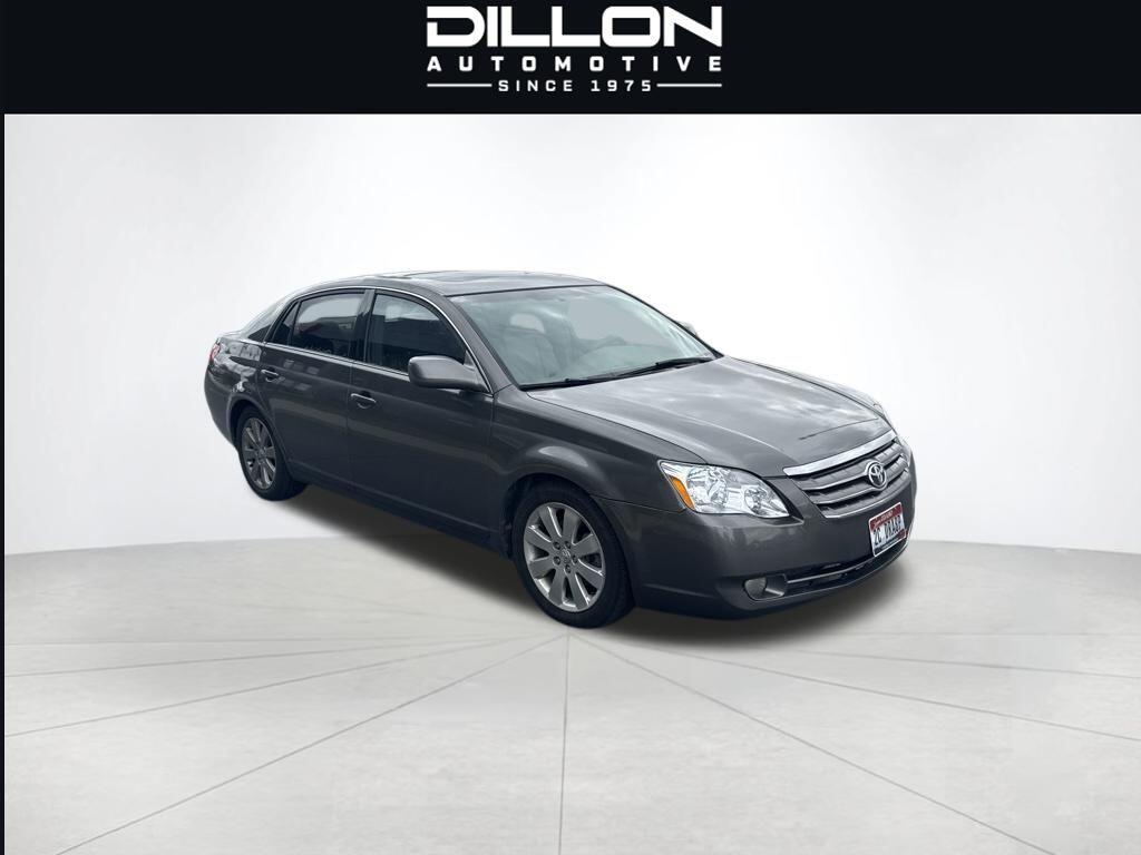 2006 Toyota Avalon XLS's photo