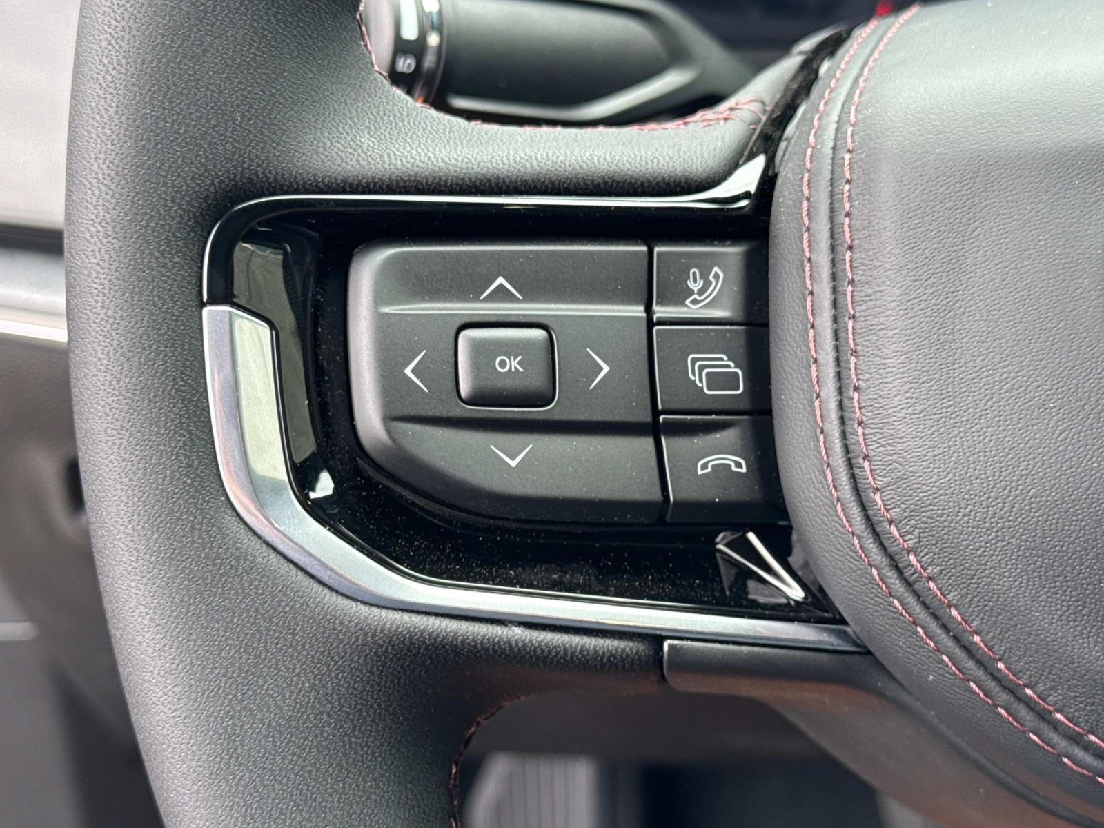 2025 Jeep Wagoneer S Limited - Photo 10