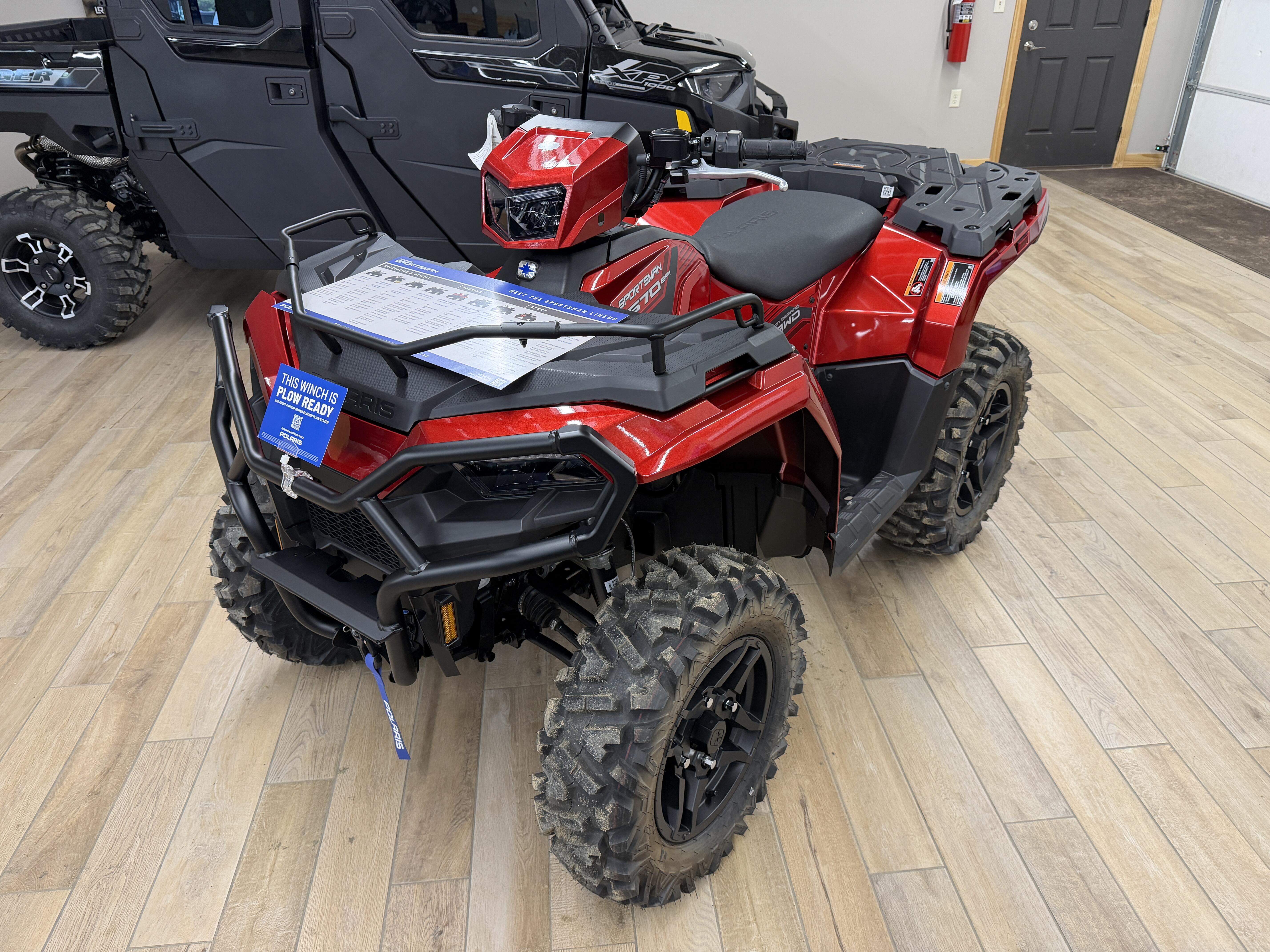 2026 Polaris Sportsman 570 trail sunset red