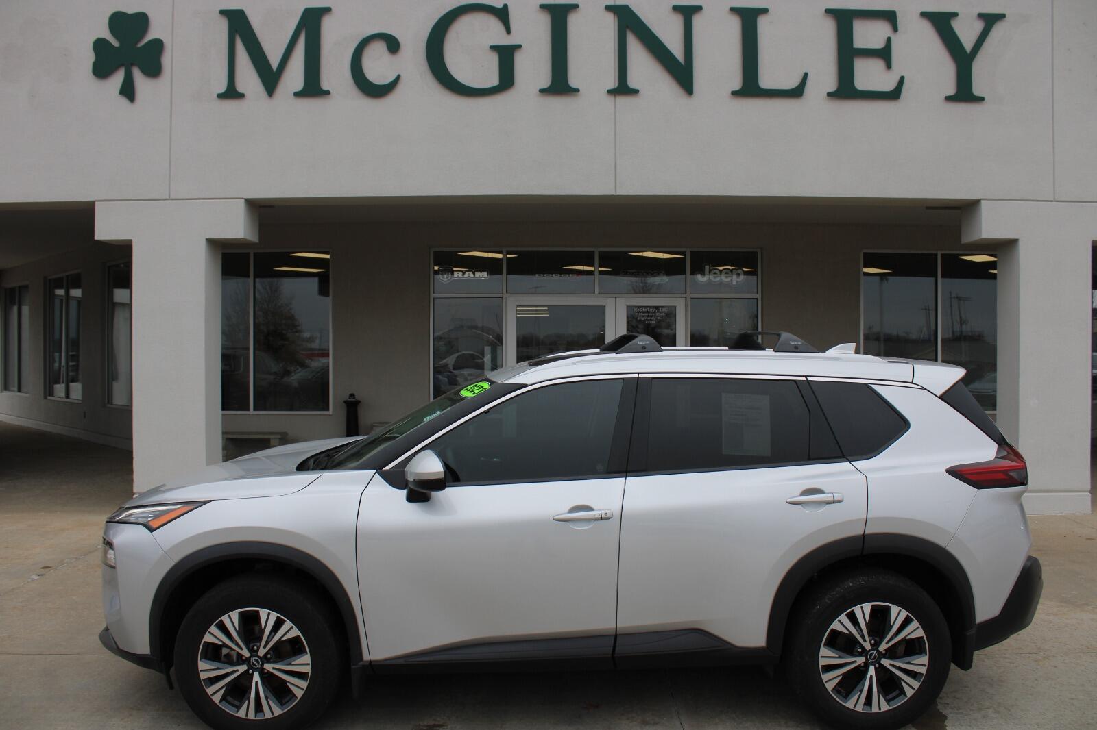 2023 Nissan Rogue SV's photo