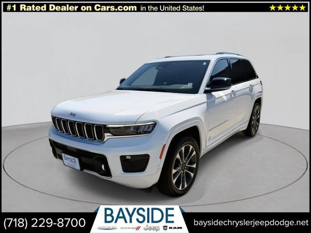 2023 Jeep Grand Cherokee Overland's photo