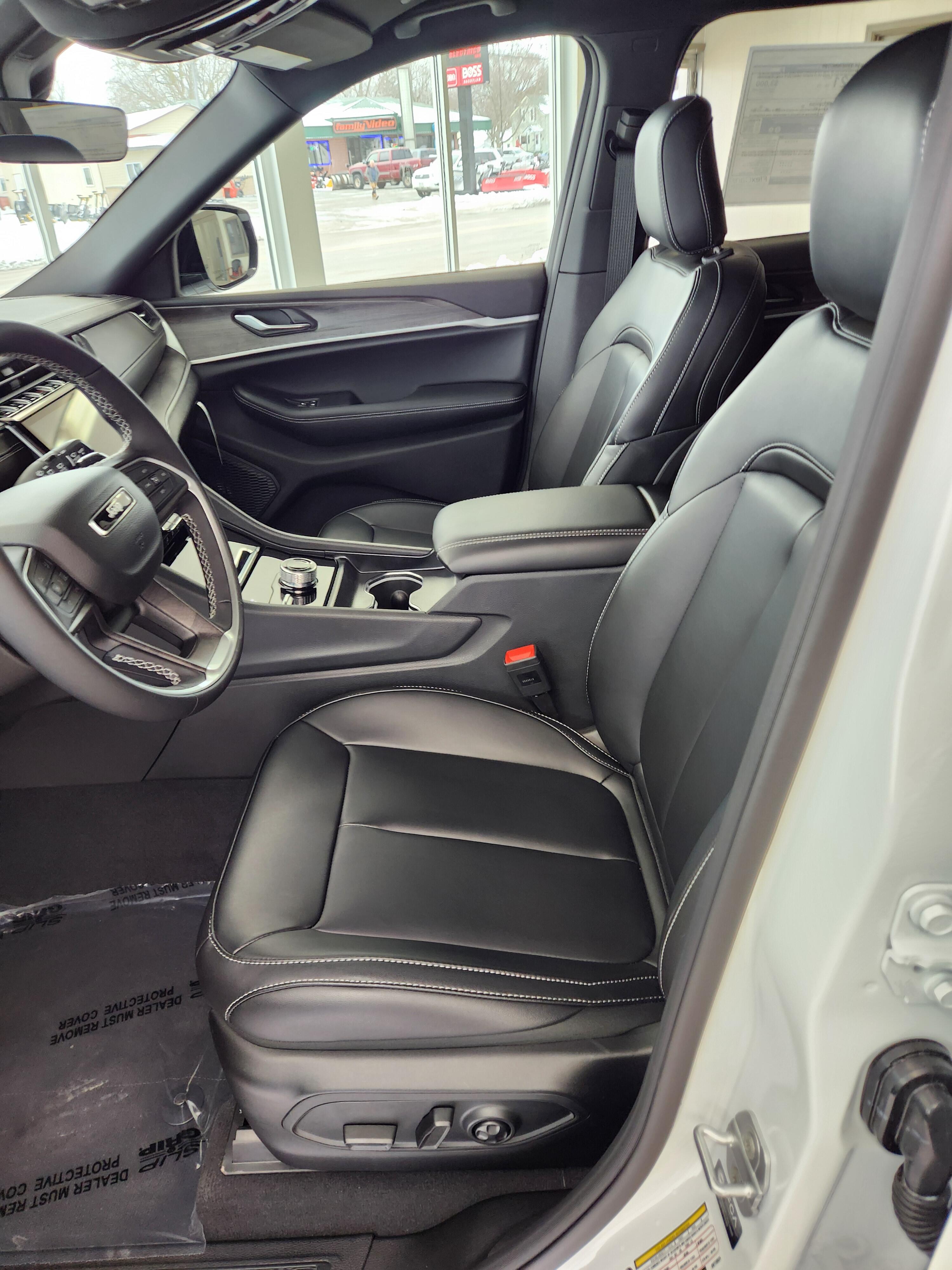 2025 Jeep Grand Cherokee L Limited - Photo 7