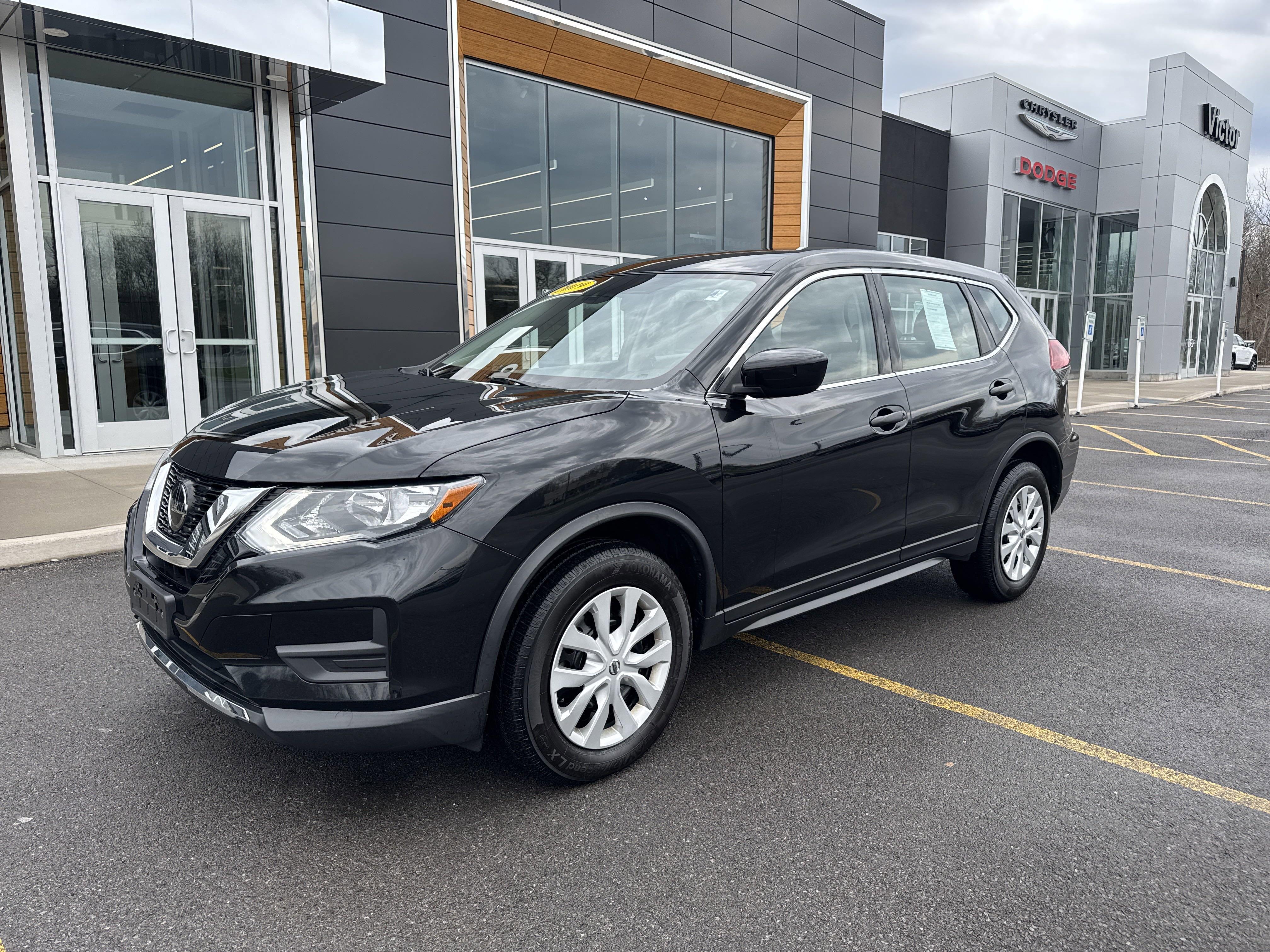 Used 2019 Nissan Rogue S with VIN KNMAT2MVXKP511027 for sale in Victor, NY