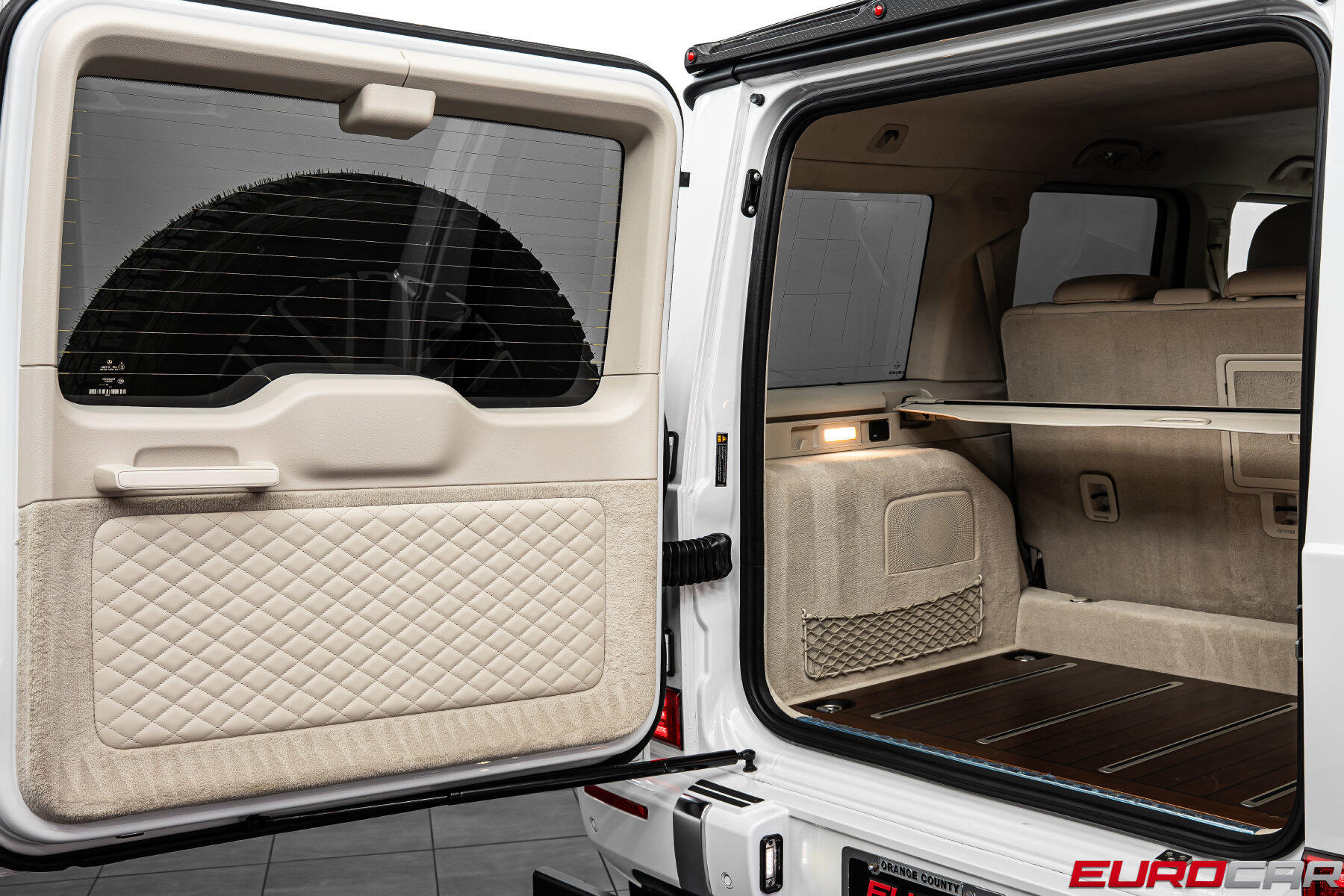 2023 Mercedes-Benz G-Class G 63 AMG 4x4&sup2; *CHERRY WOOD LUGGAGE COMPARTMENT*Image 23