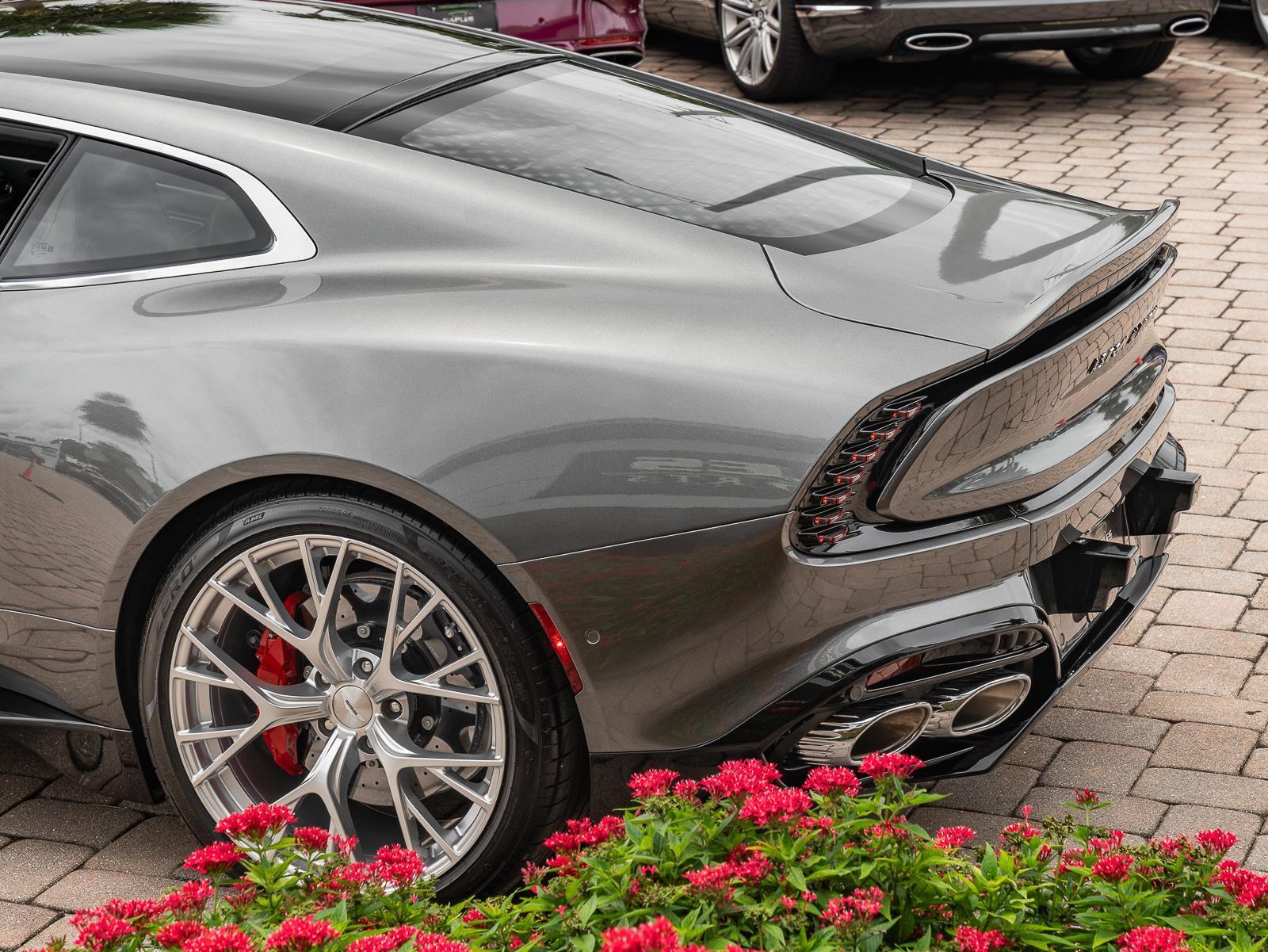 Used 2025 Aston Martin Vanquish Coupe
