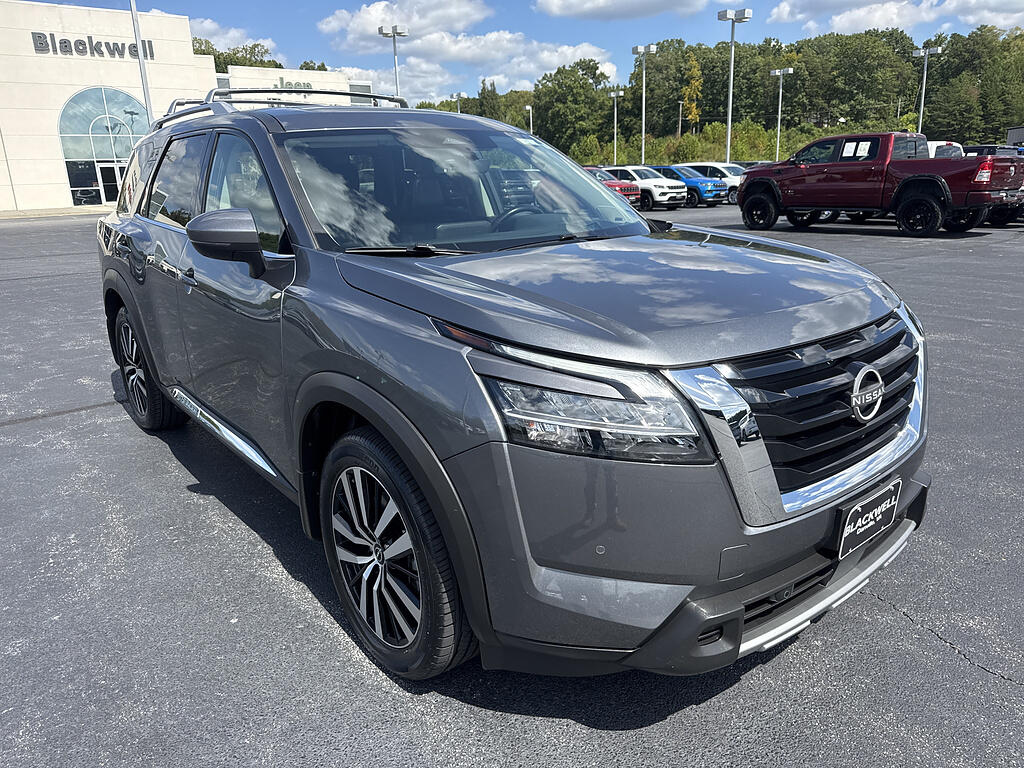 2024 Nissan Pathfinder Platinum 4WD
