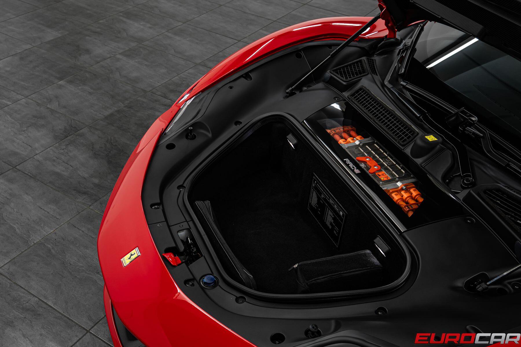 2021 Ferrari SF90 Stradale *HUGE CARBON OPTIONS * FRONT LIFT*Image 10