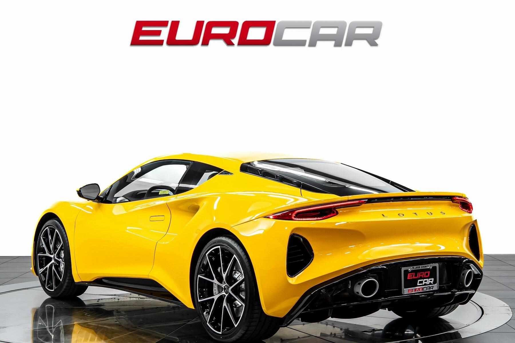 2025 Lotus Emira Base photo 3