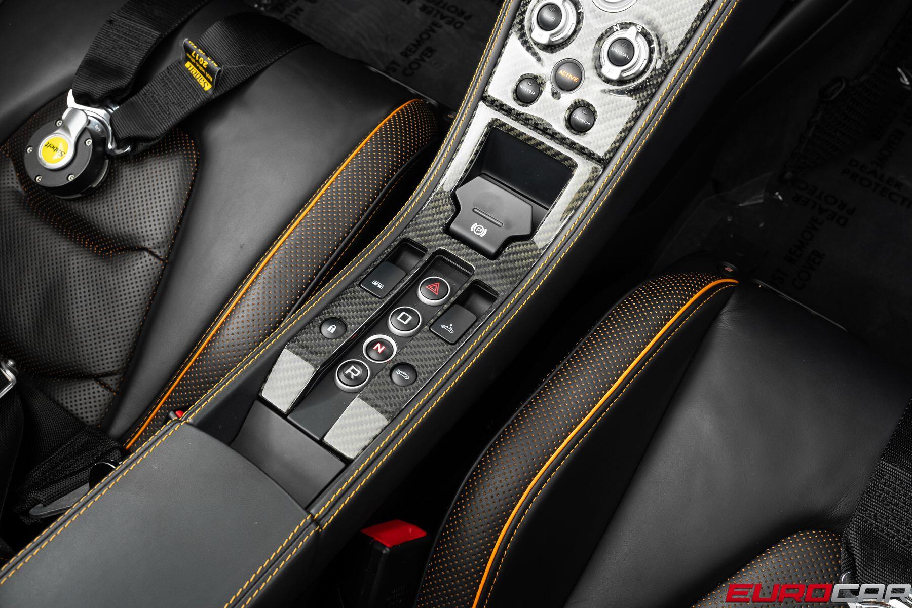 2013 McLaren MP4-12C Spider *ONLY 901 MILES * CARBON STEERING WHEEL*Image 38
