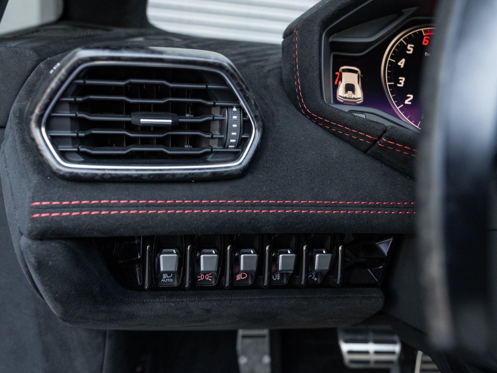 Used 2019 Lamborghini Huracan Performante