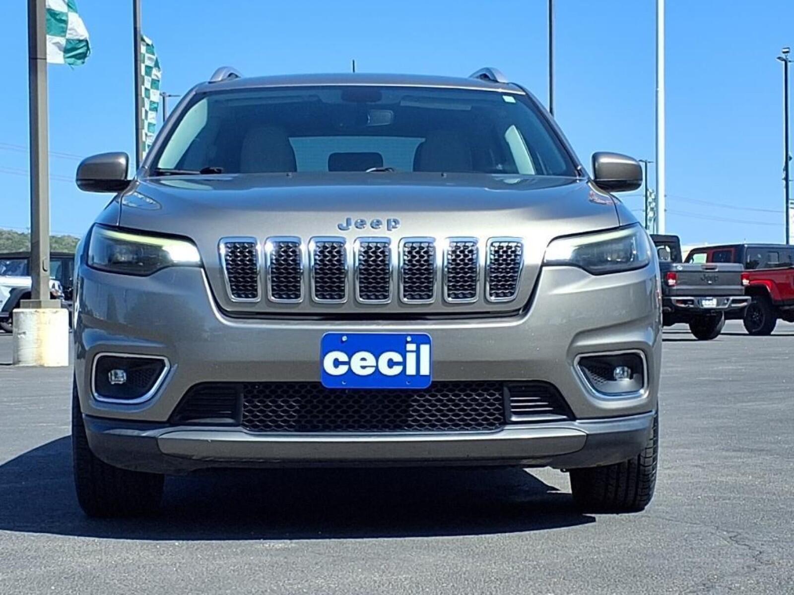 Used 2019 Jeep Cherokee Limited with VIN 1C4PJLDX0KD173405 for sale in Uvalde, TX