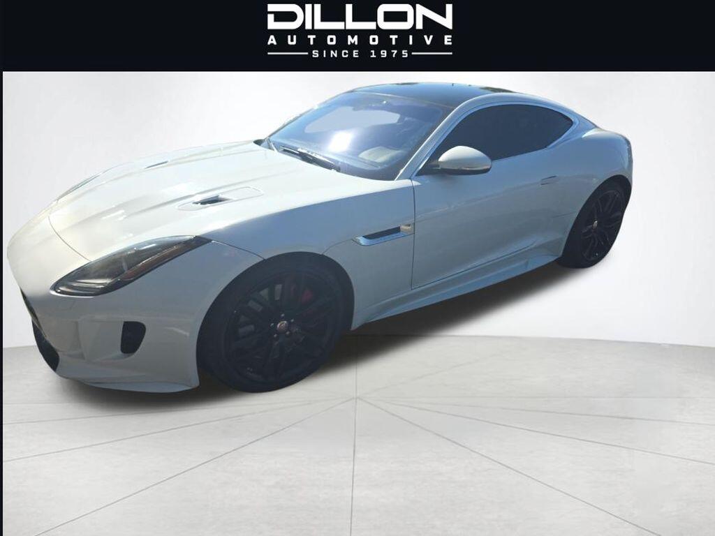 2017 Jaguar F-TYPE R Coupe's photo