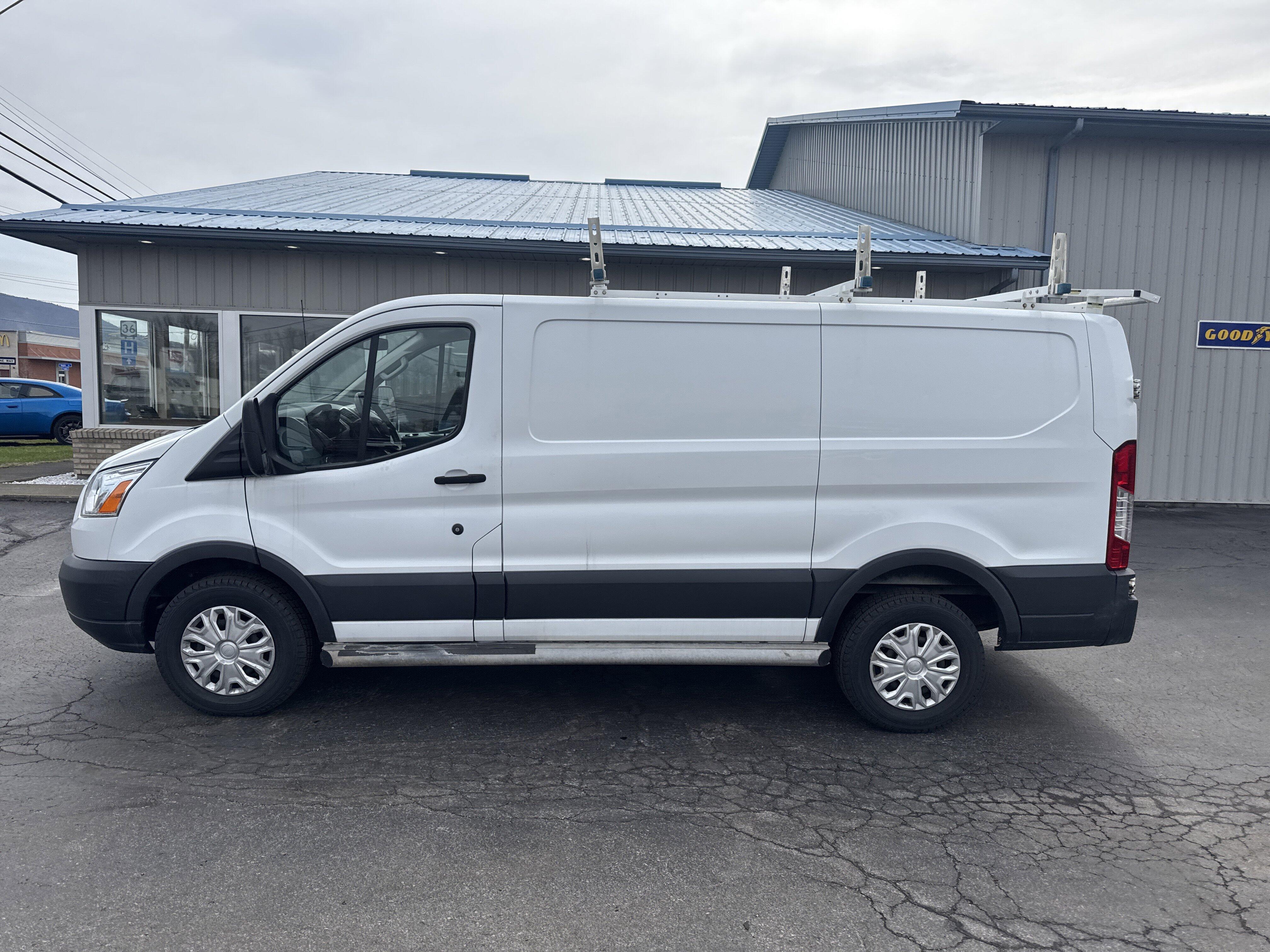 2017 Ford Transit Van
