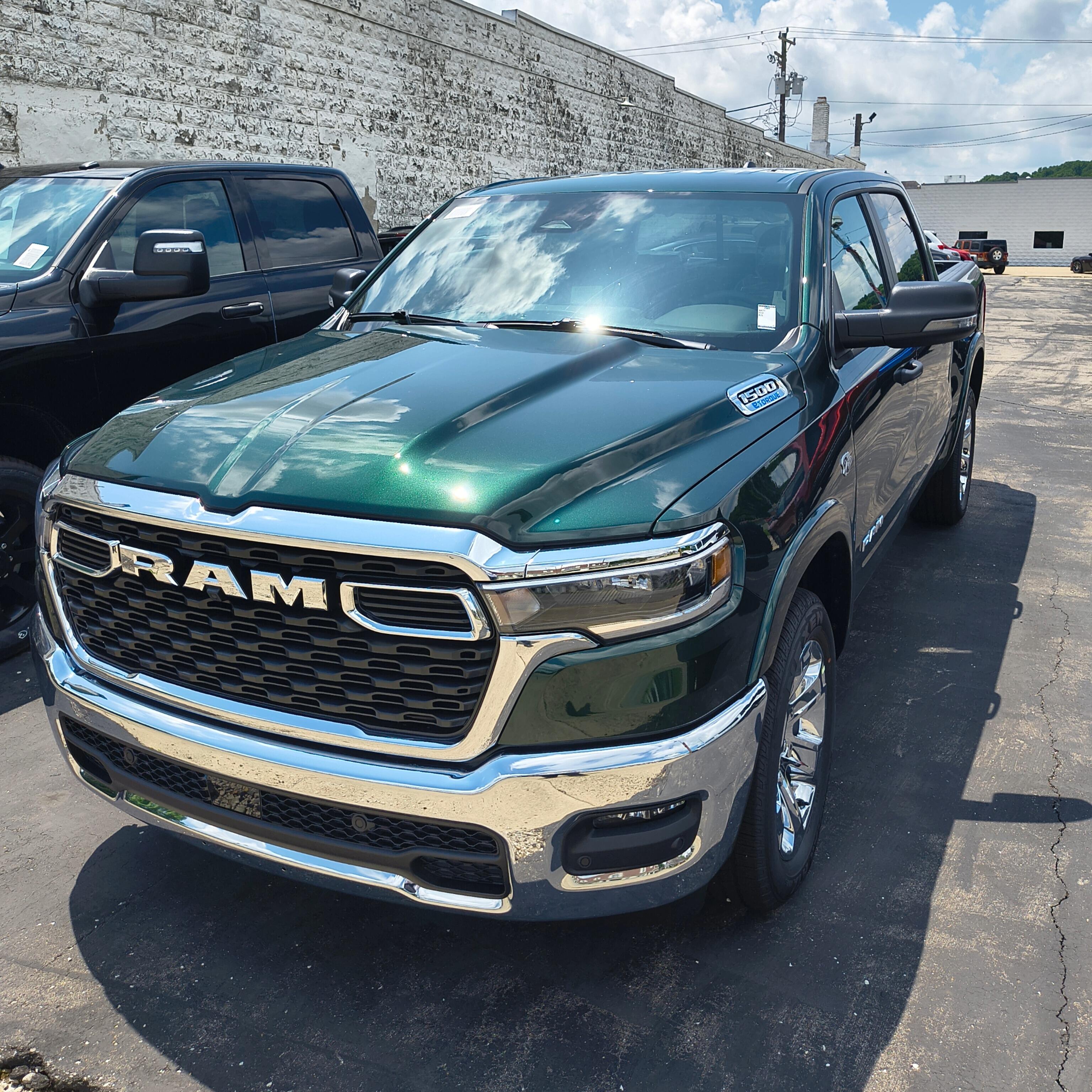 2026 RAM 1500 1500 Big Horn Crew Cab 4x4 5'7' Box