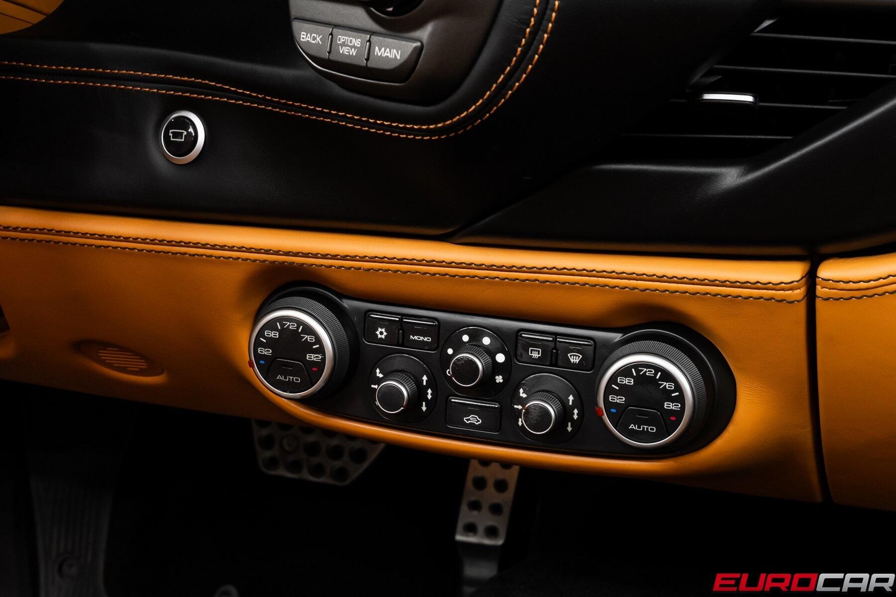 2017 Ferrari 488 Spider *CARBON INTERIOR * IMMACULATE CONDITION*Image 32